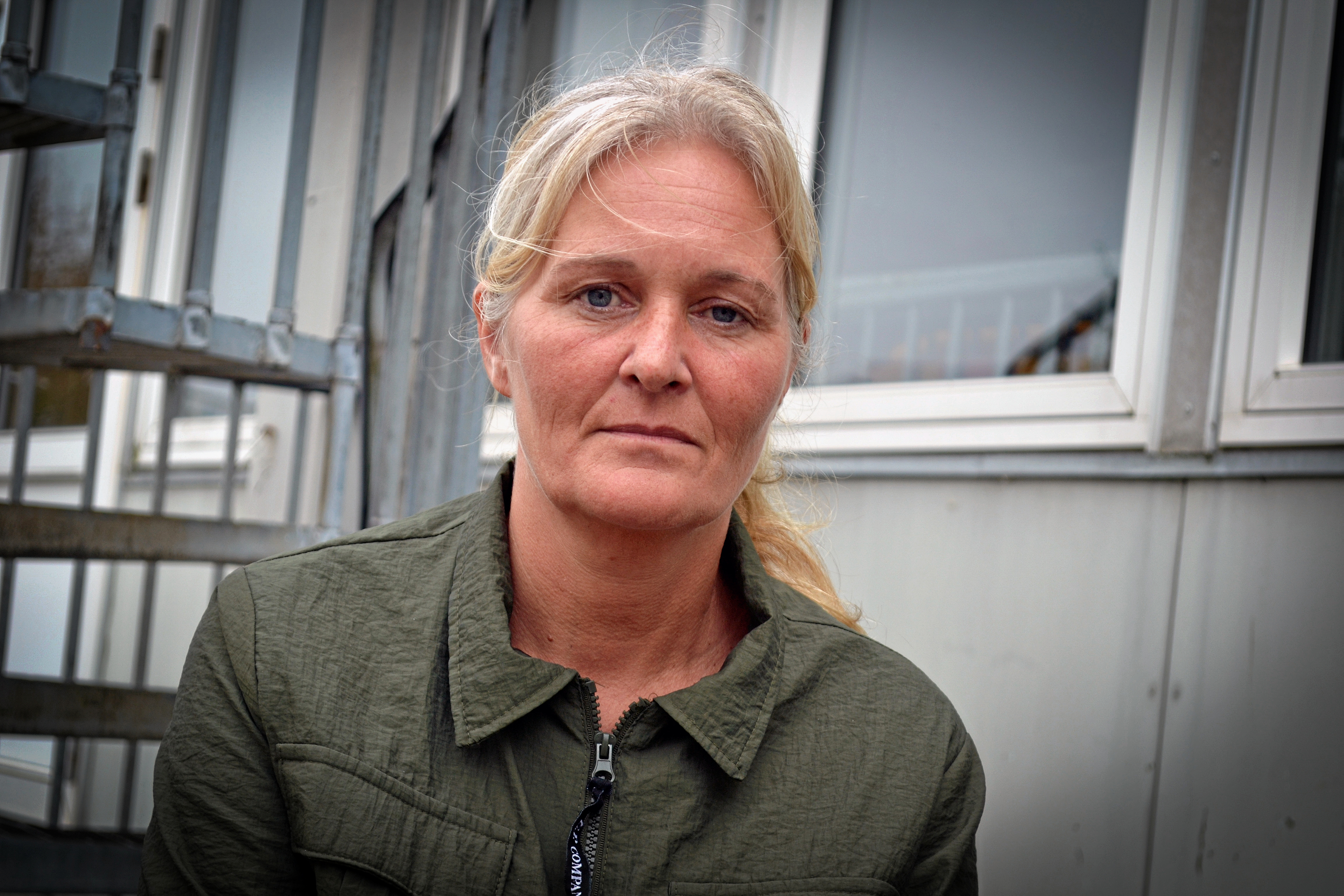 Tidligere hjemmeplejer Lisabeth Sjøgren kritiserer arbejdsmiljøet i Kalundborg Kommunes hjemmepleje som uforsvarligt og tidspresset.