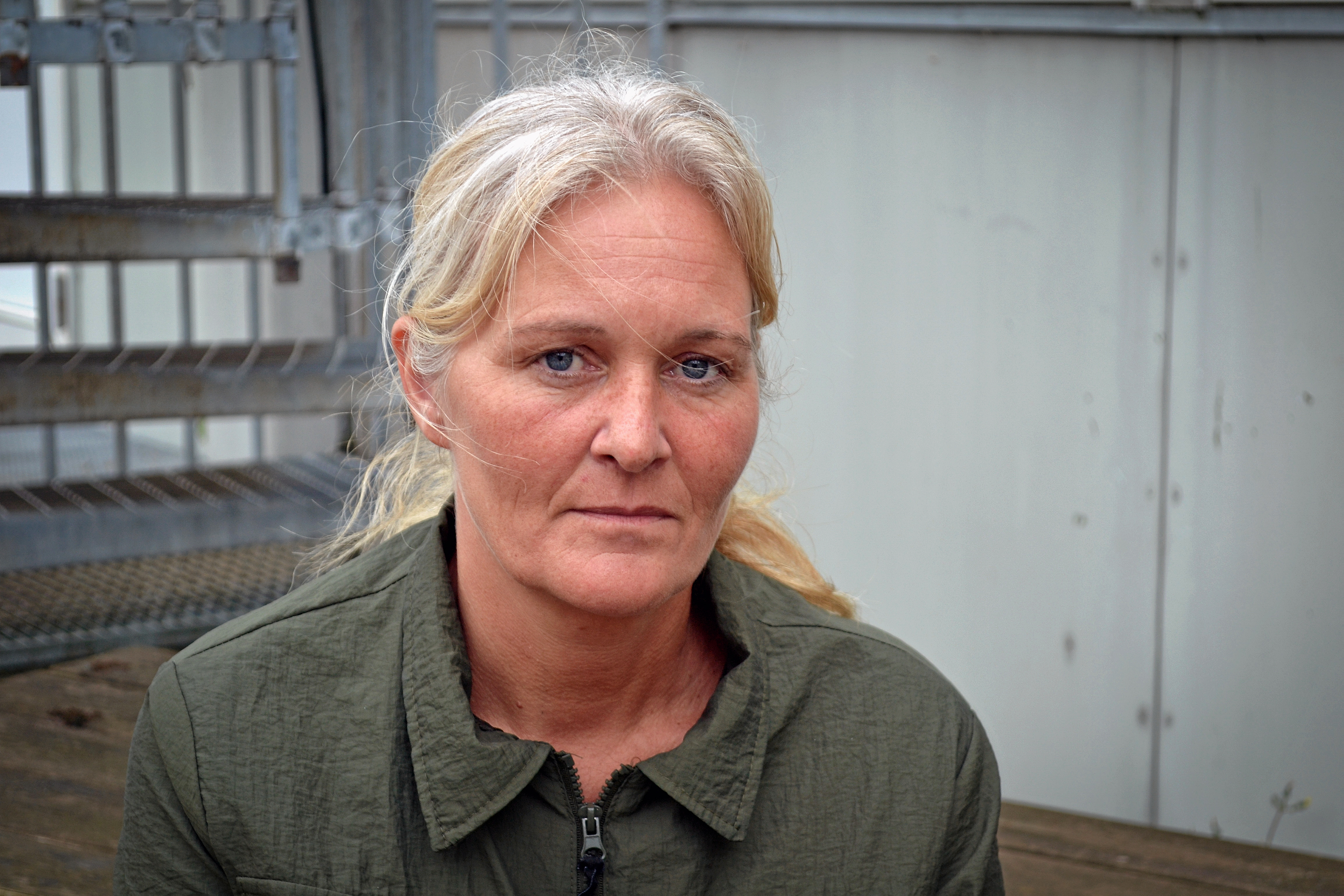 Lisabeth Sjøgren retter en kras kritik af ledelsen på hendes tidligere arbejdsplads i hjemmeplejen i Kalundborg Kommune.