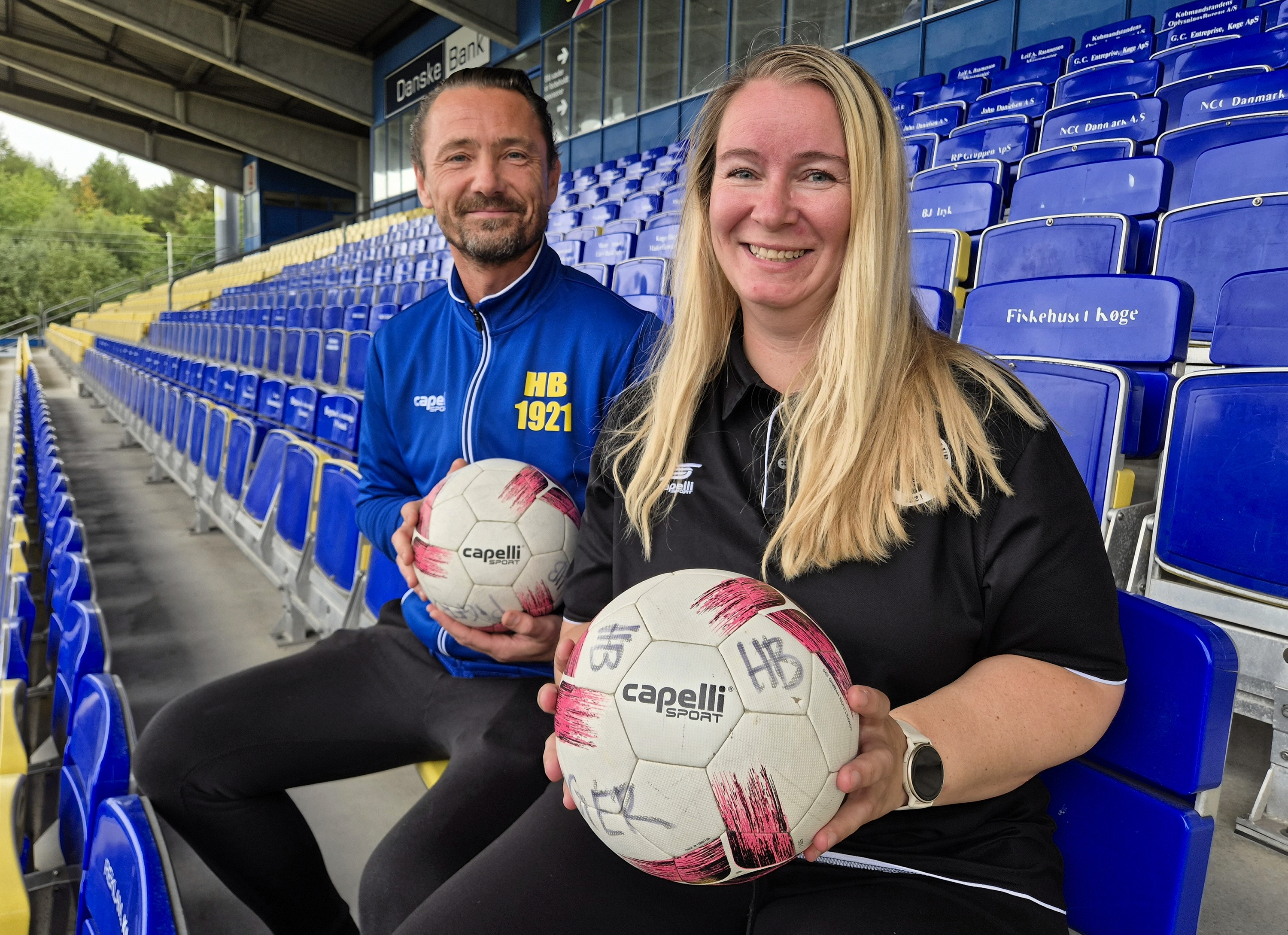 - Vi har masser af piger, der gerne vil spille fodbold i Herfølge, siger Dennis Danry, der sammen med Mette Zeb Breitenstein ser frem til at byde piger og kvinder velkommen i klubbens nyoprettede afdeling, HBQ.