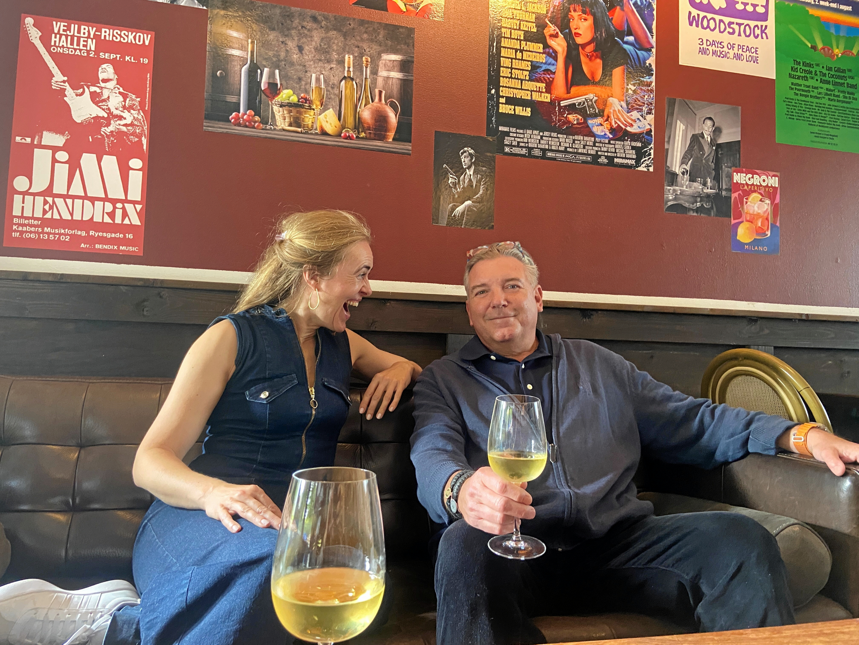 Lone Rasmussen fra Karmaklubben og Christian Majgaard fra Chums Vinbar har sat sig for at ruske op i Helsingør.