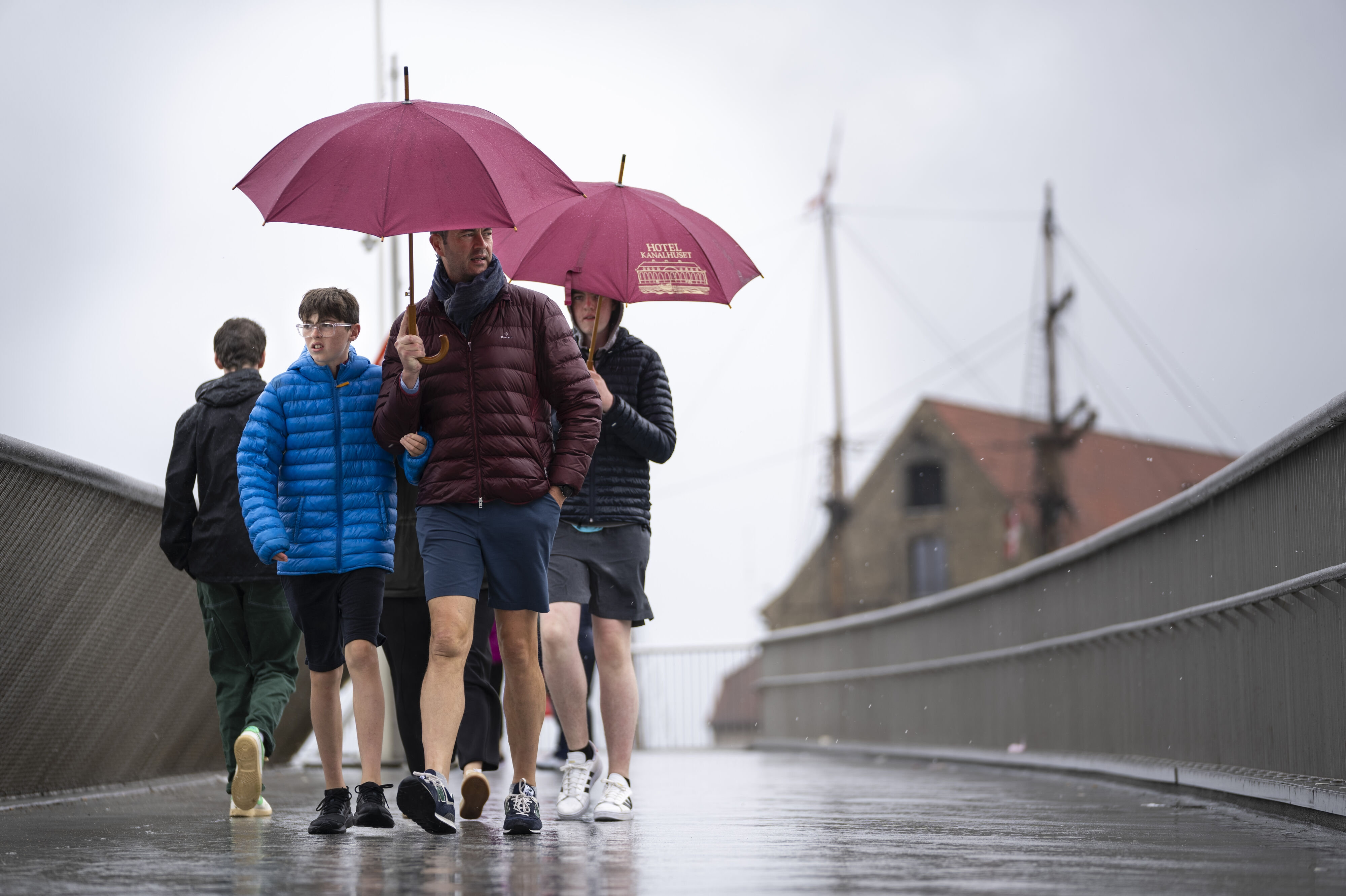 Weekenden står på byger og blæst, men der er også chancer for at se solen indimellem, siger Klaus Larsen, der er vagthavende meteorolog ved Danmarks Meteorologiske Institut (DMI), fredag morgen. (Arkivfoto).