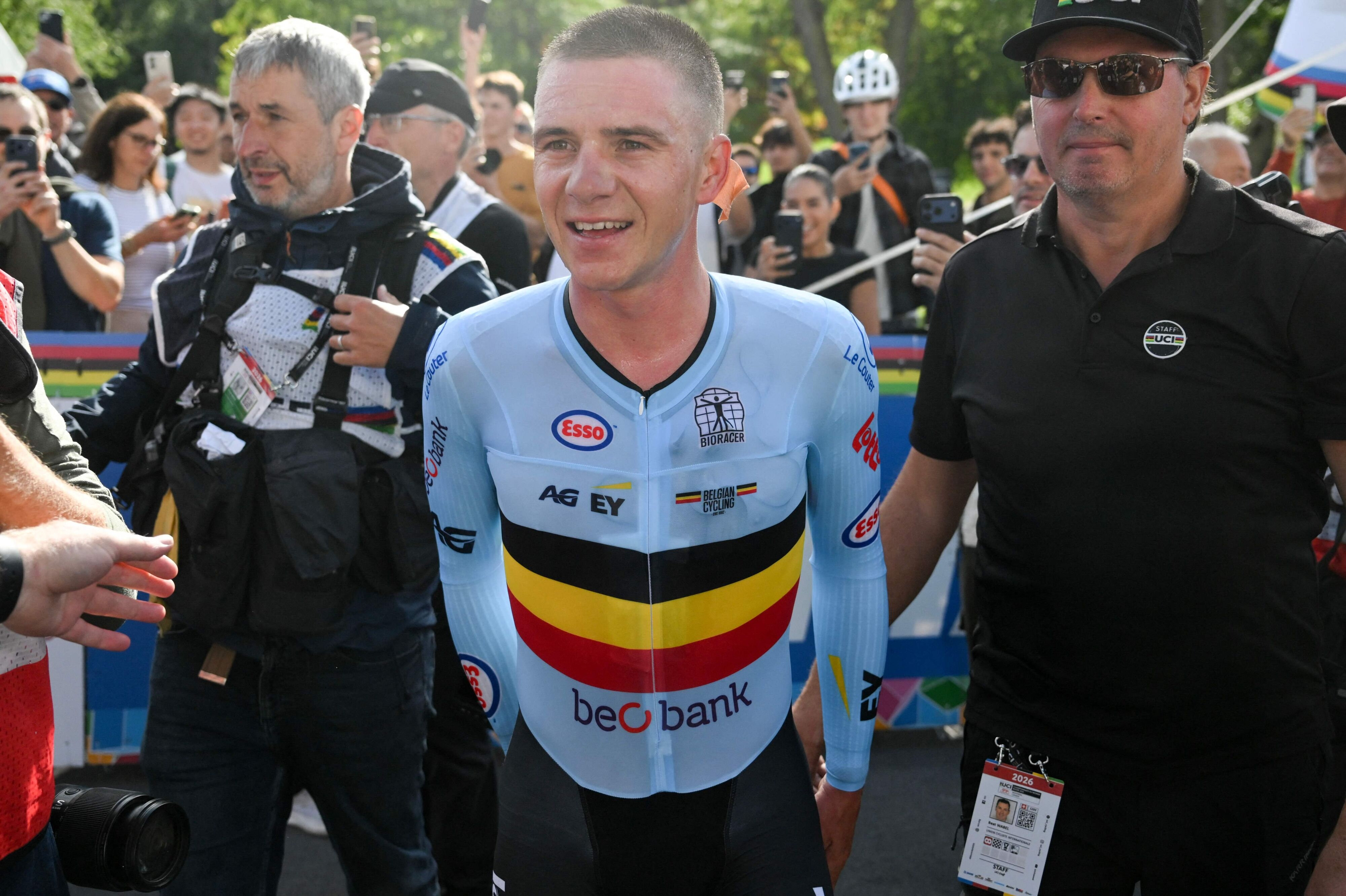Remco Evenepoel vandt med næsten et minuts forspring til nærmeste rival.