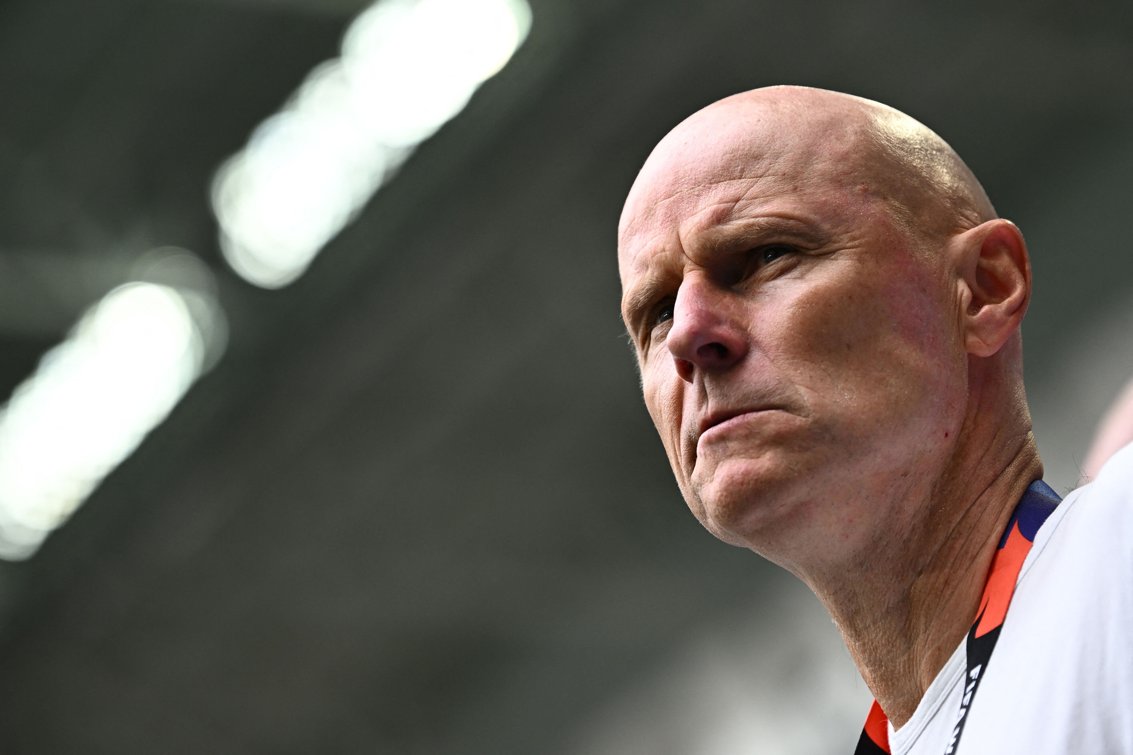 Ståle Solbakken regner med en lige affære mod Danmark på torsdag.