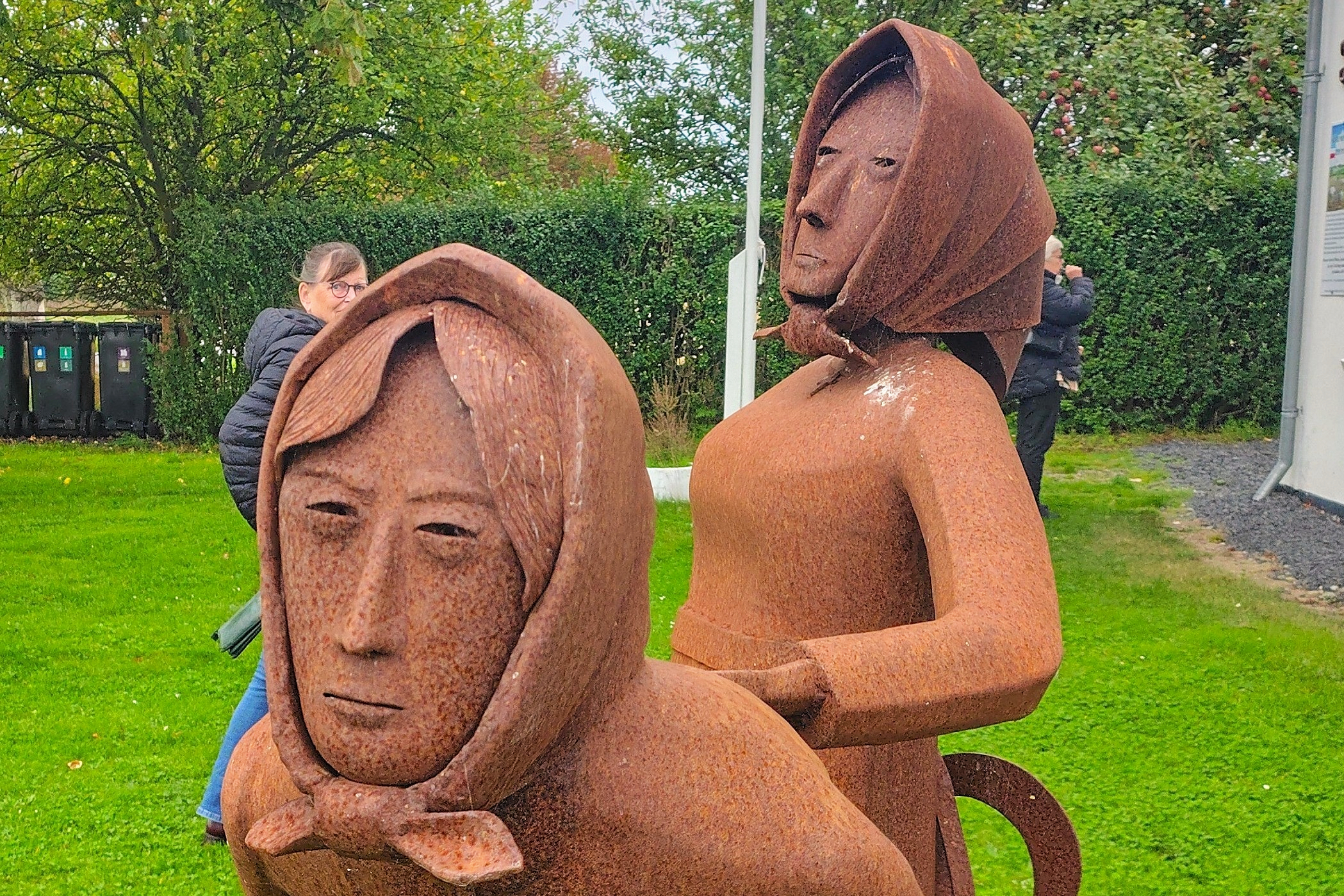 Roepigerne på Lolland var et af emnerne, da to historiske foreninger var på tur til Lolland.