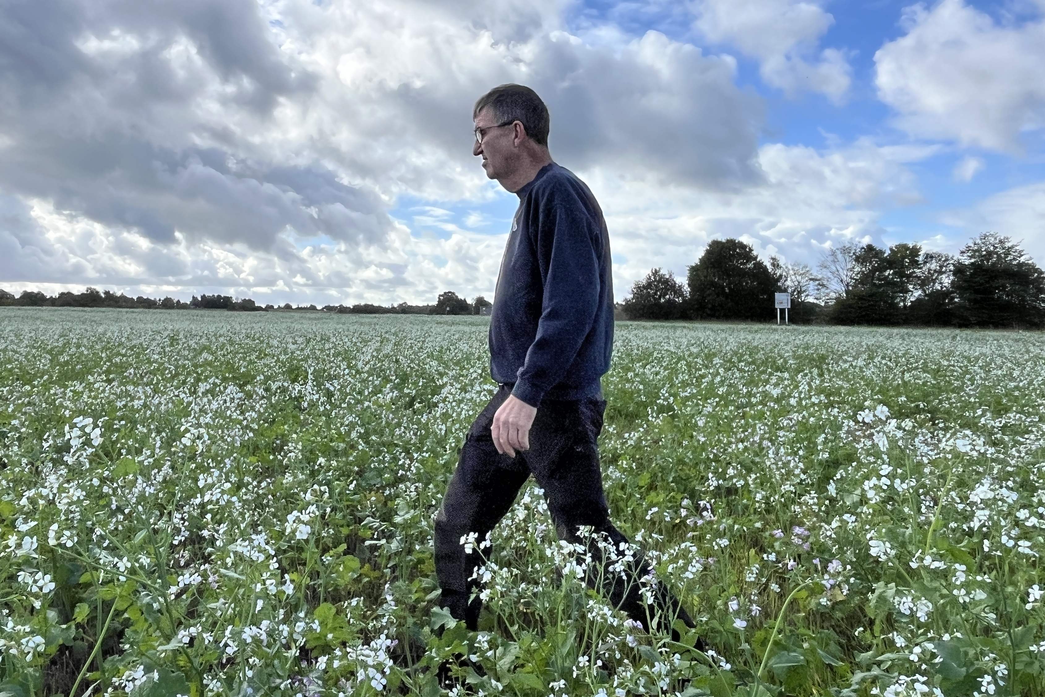 Lars Jonsson, formand for NOLA, Nordsjællands Landboforening er en af de to landmænd som sidder med ved bordet i den lokale grøn trepart for Roskilde Fjord og Isefjord og de to landmænd har besluttet at blive siddende ved bordet hvor samtalerne foregår.