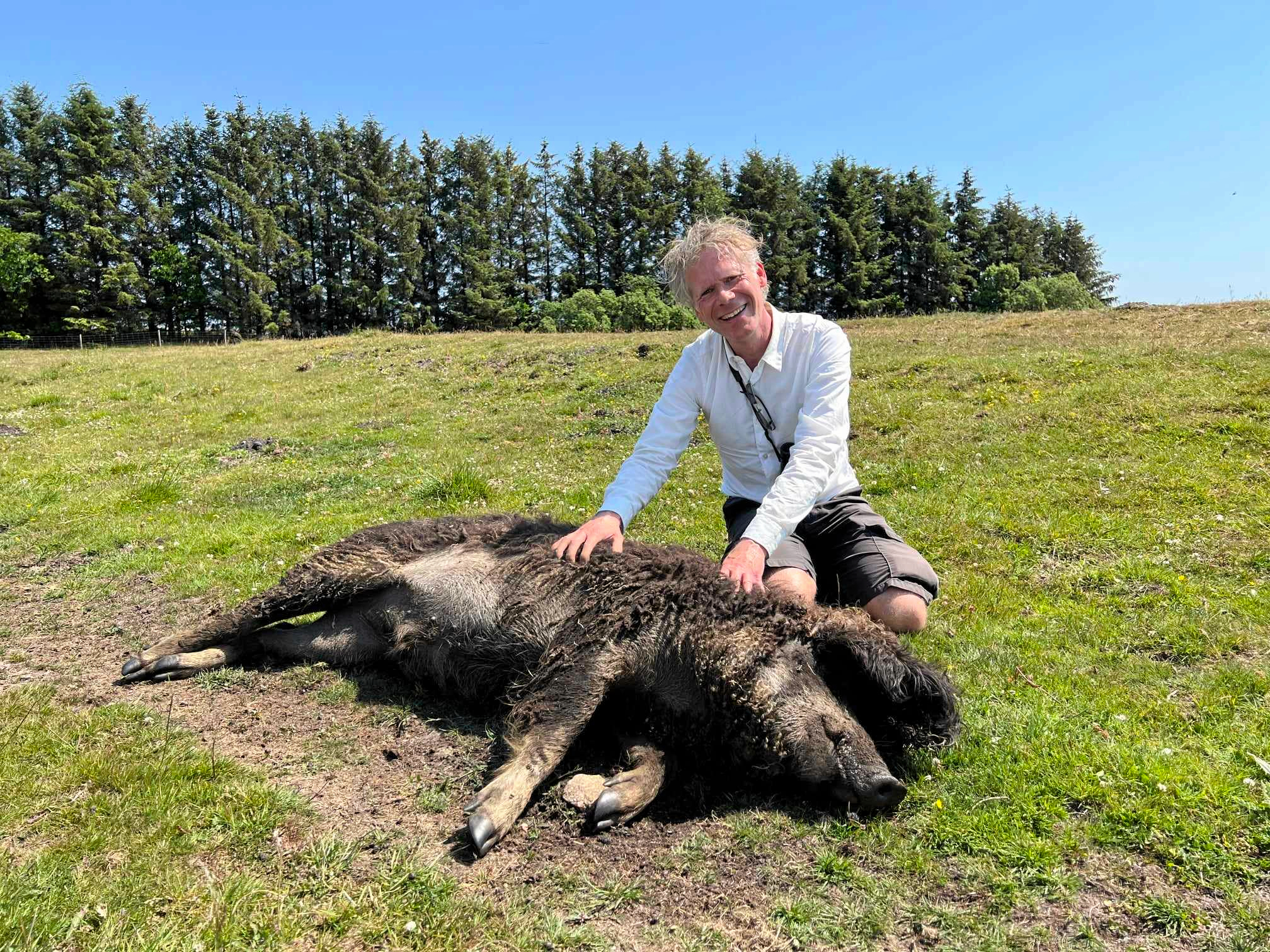 Martin Keller, kendt fra blandt andet "Naturpatruljen" på DR, giver et grønt oplæg i sognegården.