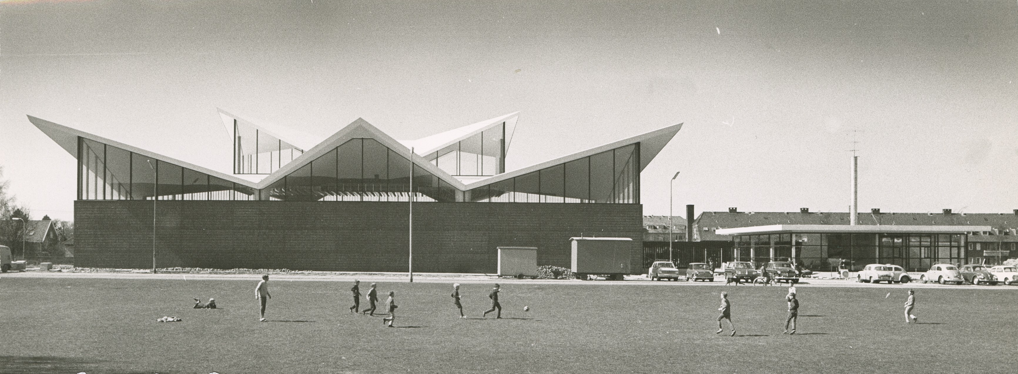 Sportshallen kort tid efter indvielsen i 1968