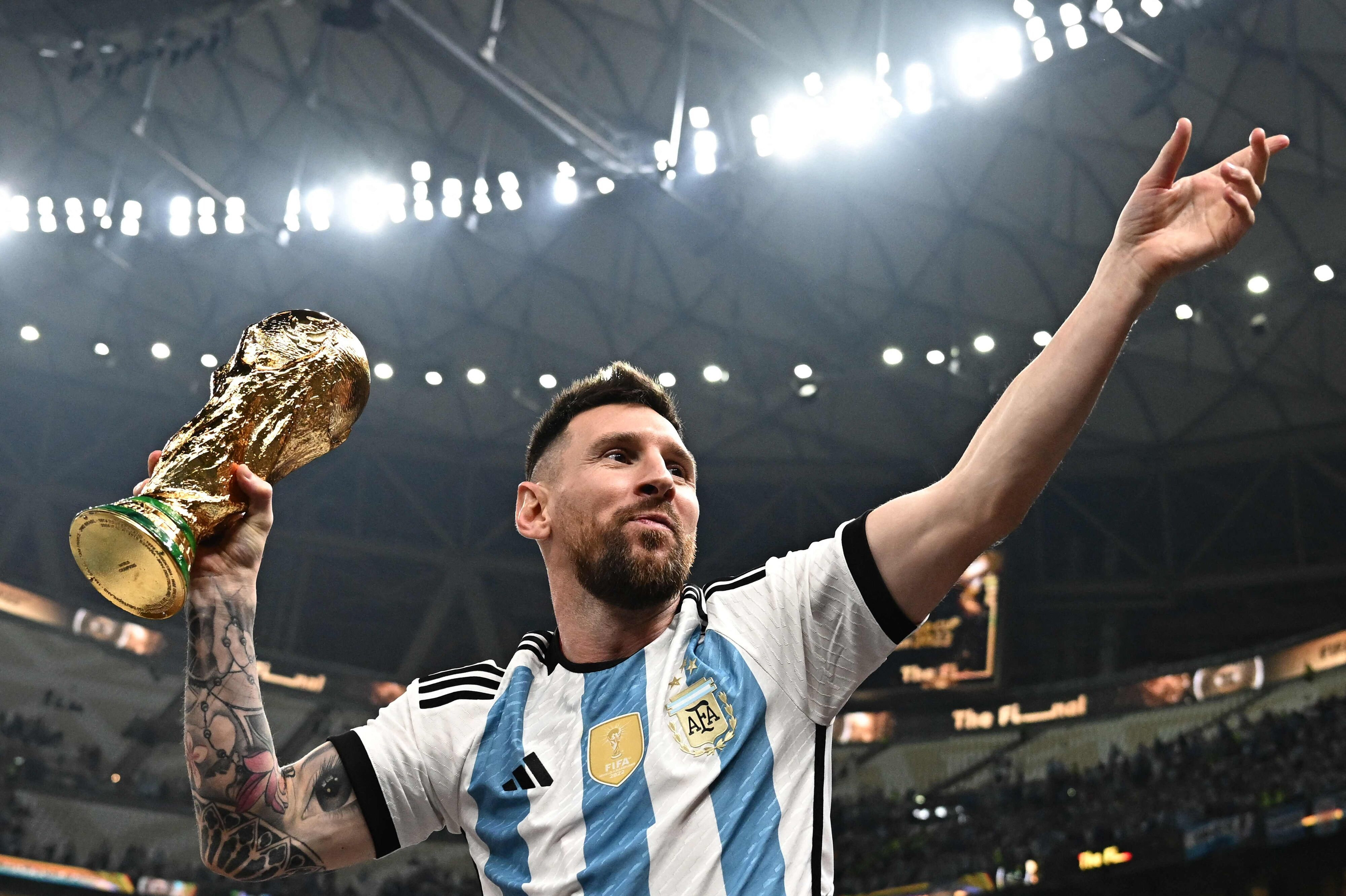 Lionel Messi, der i 2022 var med til at sikre VM-trofæet for Argentina, spiller sin afskedskamp på landsholdet foran 80.000 tilskuere 6. oktober. (Arkivfoto).