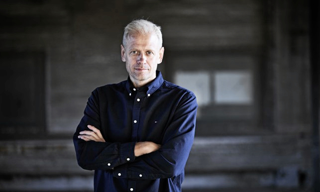 Jacob Kragelund, kendt fra DR Kontant, giver et oplæg.