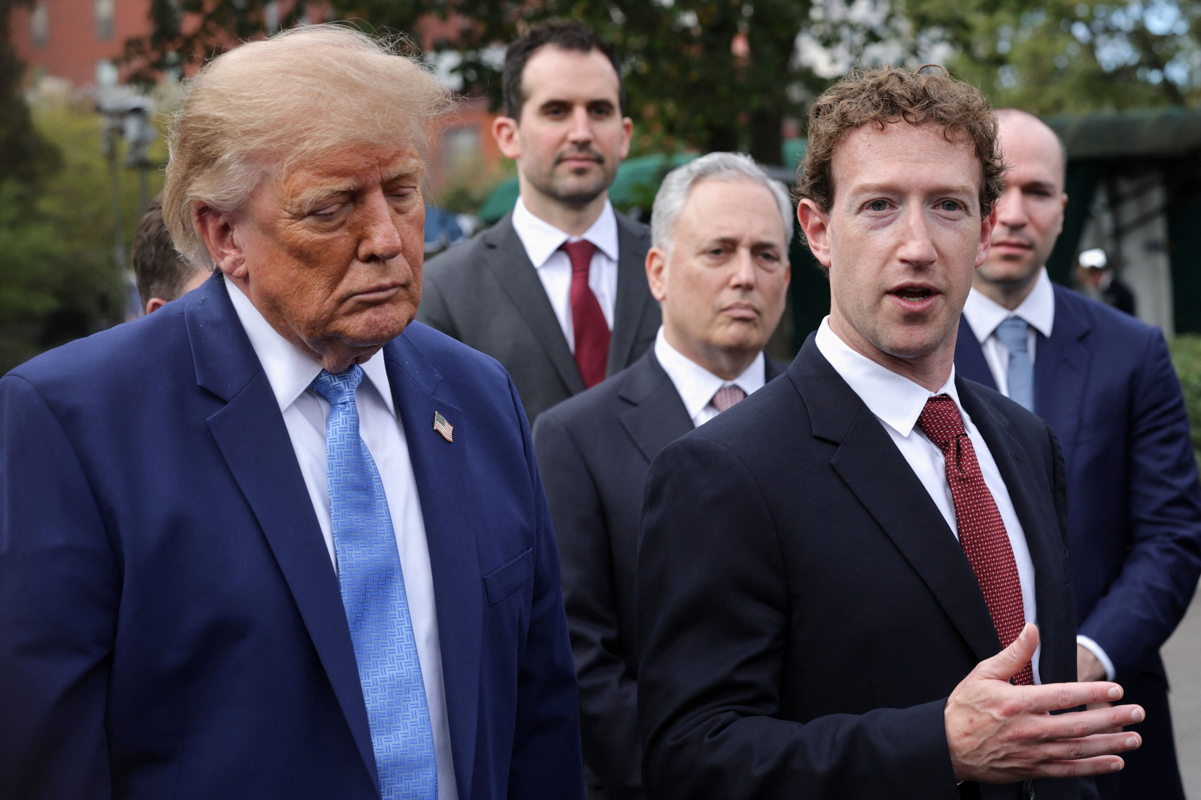 Mark Zuckerberg, der er administrerende direktør for Meta, tog ordet efter et frokostmøde mellem topchefer fra amerikanske techselskaber og USA's præsident, Donald Trump.