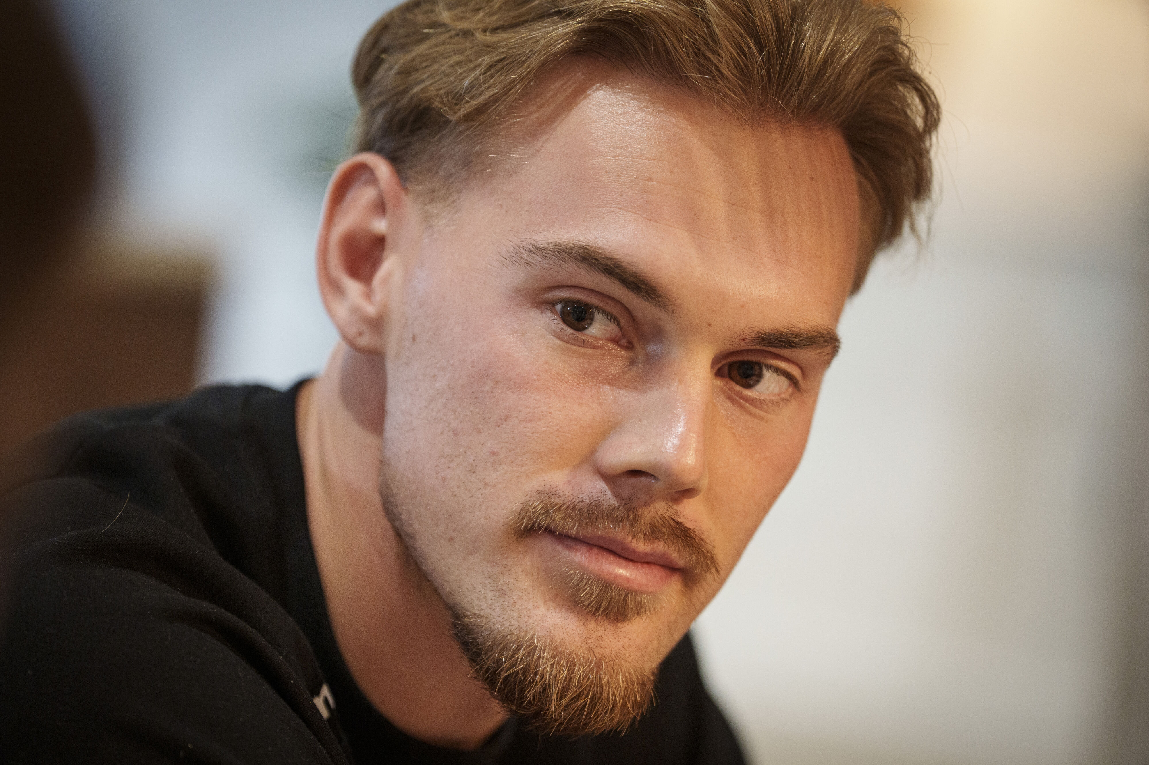 Kampen om at blive Kasper Schmeichels afløser som førstemålmand på landsholdet er ifølge Brian Riemer åben, men Filip Jørgensen har indtil videre spillet de to kampe i Nations League.