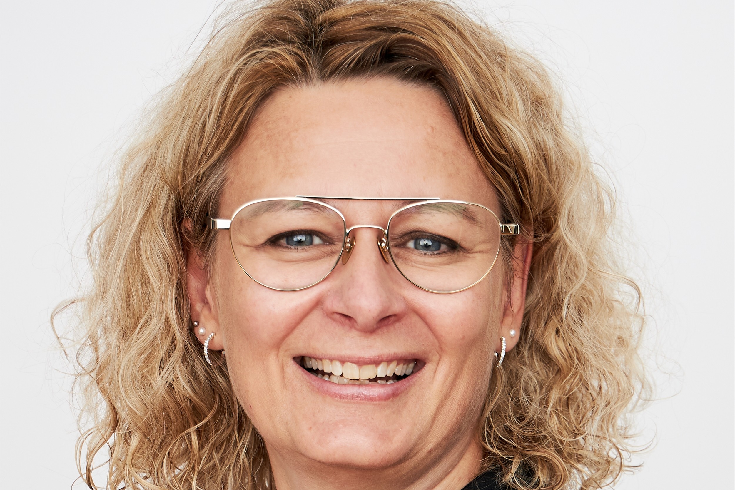 Dagens sangvært er sangcoach Anne Dræby Lünell, når efteråret synges ind i Fredensborg Gamle Bio.
