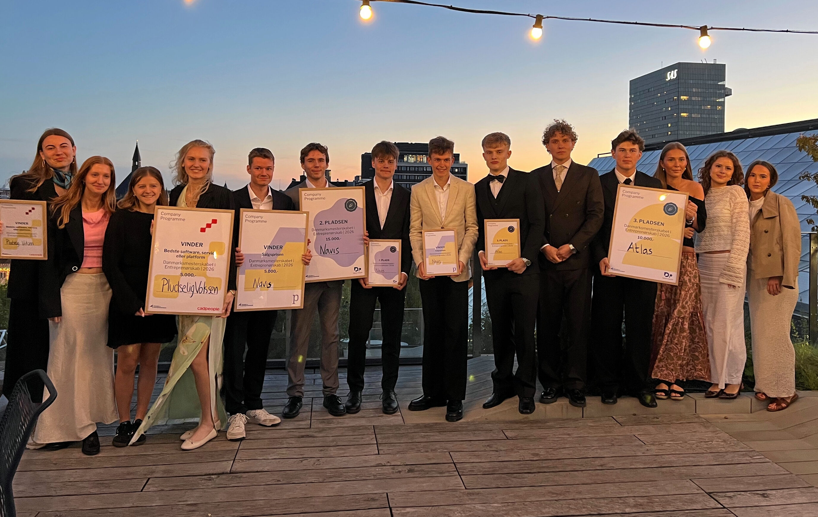 Et eksempel på, at Christine Wikkelsø når langt med sine elever - fire priser til Roskilde Katedralskole-elever til DM i Entreprenørskab i maj. - Christine Wikkelsø Et eksempel på, at Christine Wikkelsø når langt med sine elever - fire priser til Roskilde Katedralskole-elever til DM i Entreprenørskab i maj.