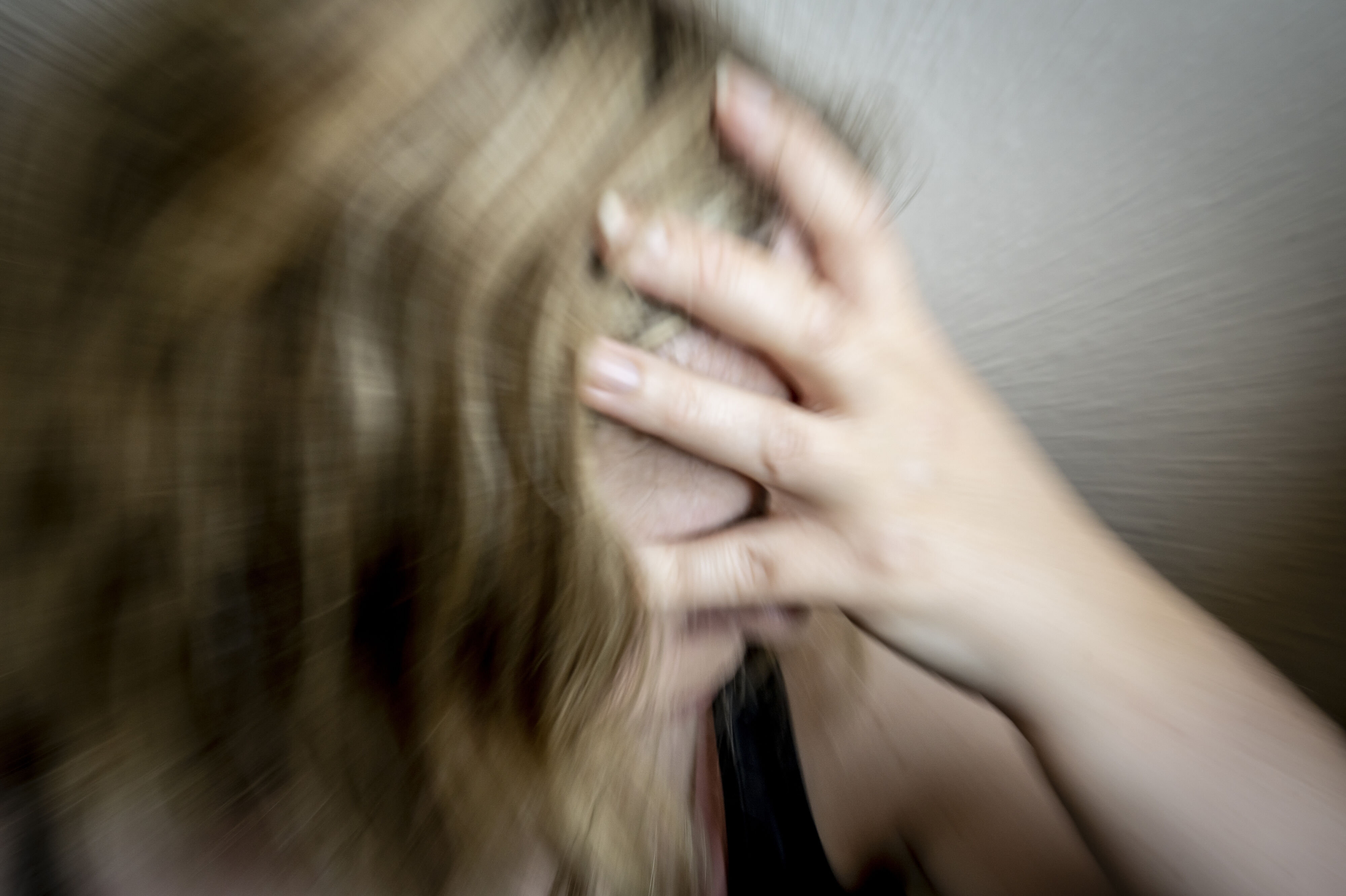 Fra 1. oktober får unge mellem 18 og 24 år med let til moderat angst og depression en ny ret til hurtig behandling. (Modelfoto).