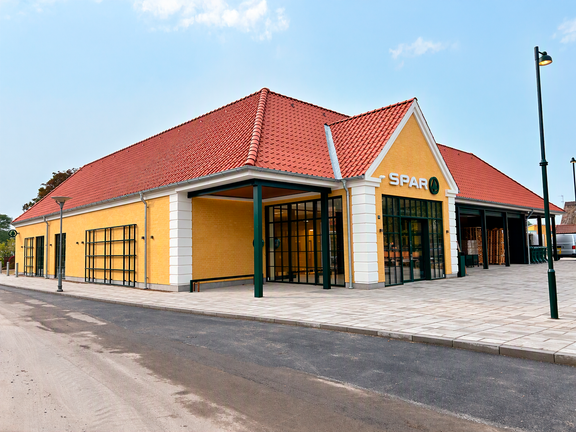 Henrik Købke Søeborg har allerede en Spar-butik på Rørvigvej, og nu får byen to butikker, hver med sin egen profil og målrettede kundeoplevelse.