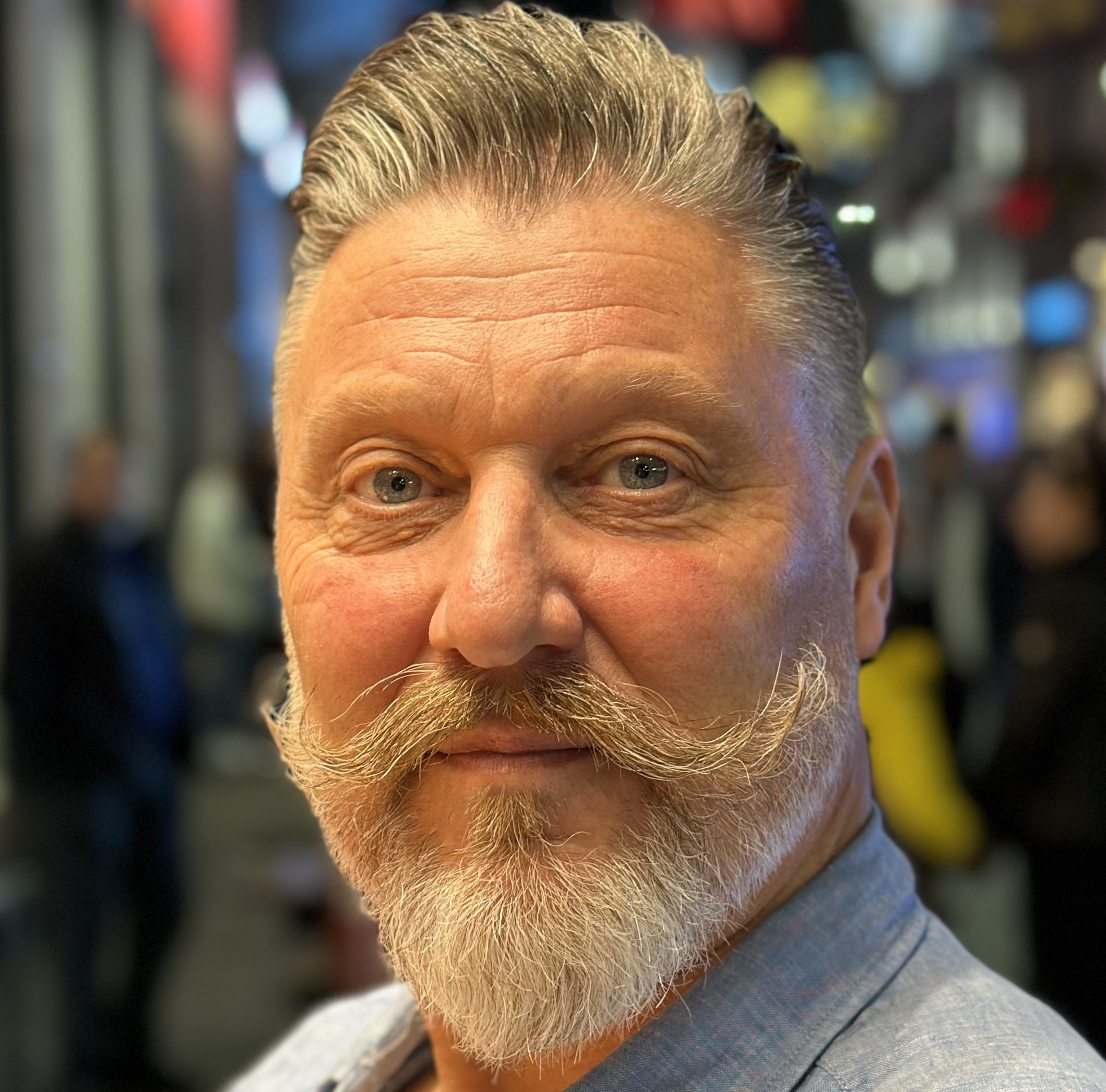 Forfatter, historiker og foredragsholder Lars Oskan-Henriksen står for aftenens oplæg.