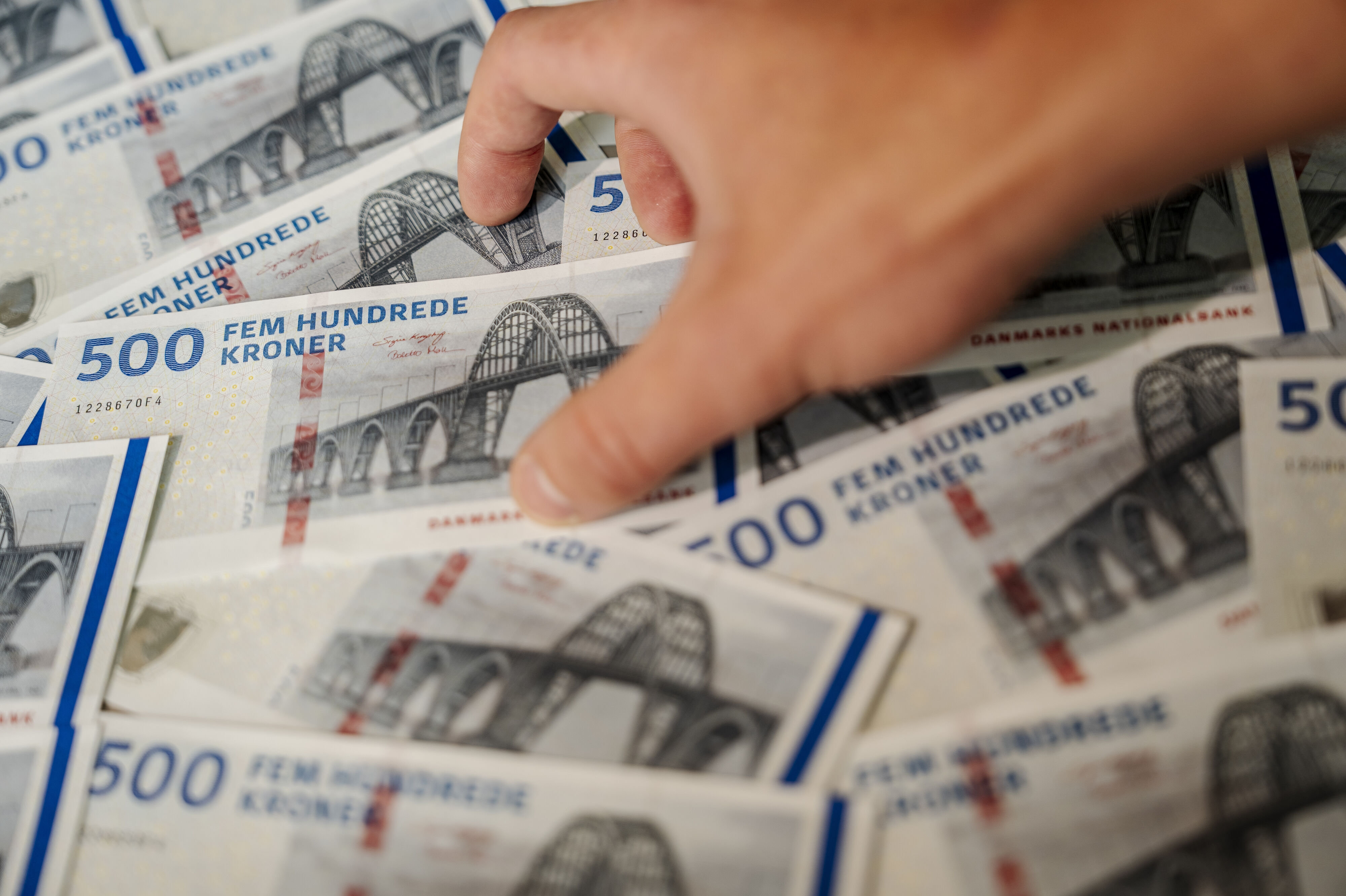 Den gennemsnitlige samlede indkomst før skat lød sidste år på 428.800 kroner for personer over 15 år, viser nye tal. Det er en stigning på 3,4 procent sammenlignet med året før. (Arkivfoto).