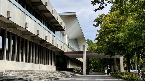 DTU oplyser, at op mod 200.000 personer, der har haft berøring med universitetet kan have fået hacket deres personfølsomme oplysninger.