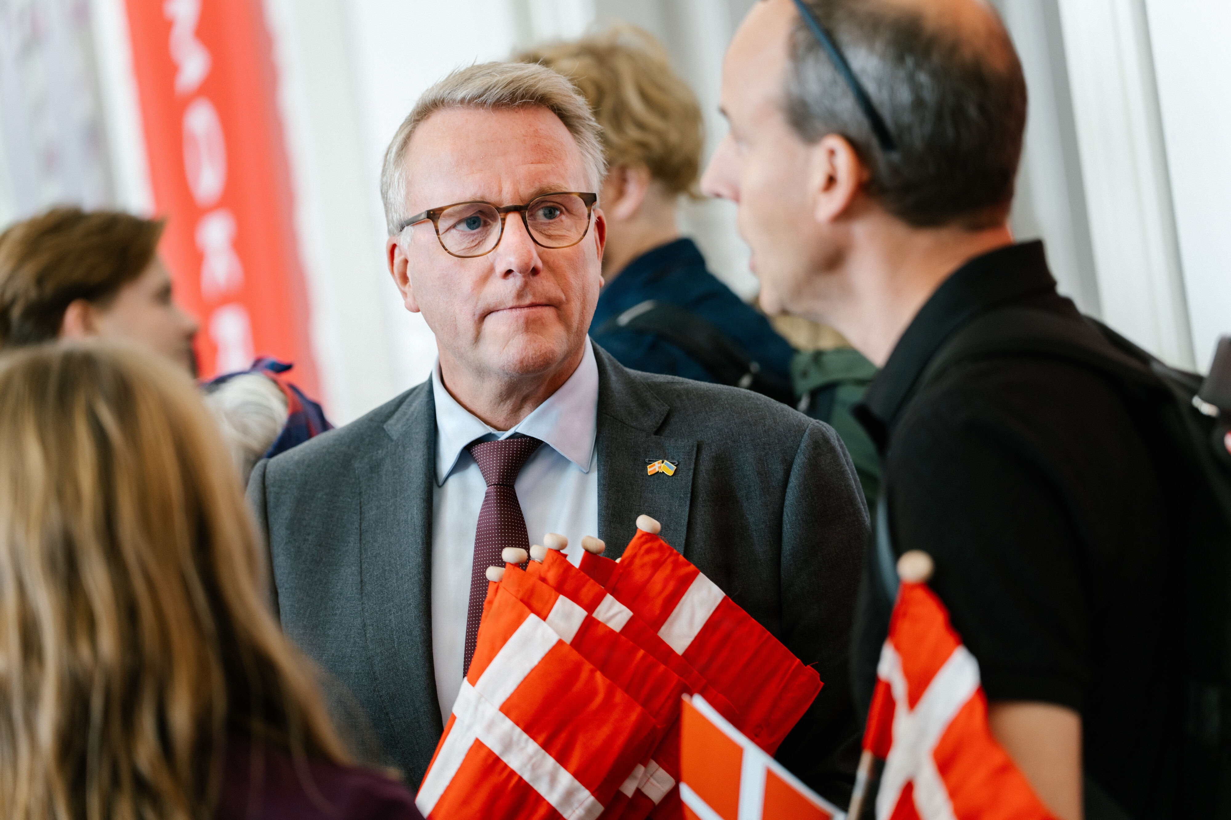 Regeringen vil ifølge udlændinge- og integrationsminister Morten Bødskov (S) genfremsætte et lovforslag om statsborgerskab til 2055 tidligere godkendte ansøgere og deres børn. (Arkivfoto).