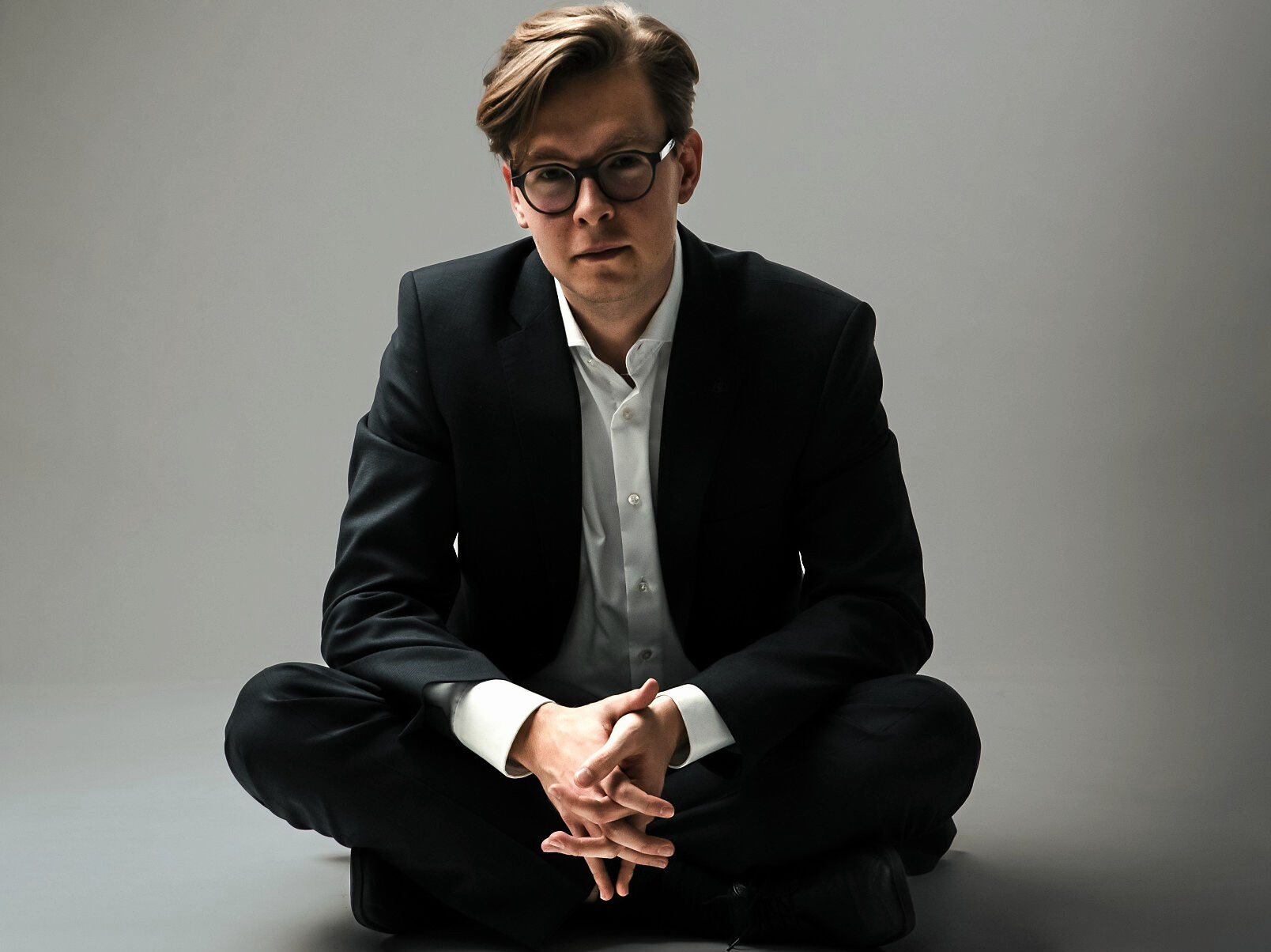 Den unge danske pianist David Munk Nielsen giver koncert i Sorgenfri Kirke mandag 19. oktober.