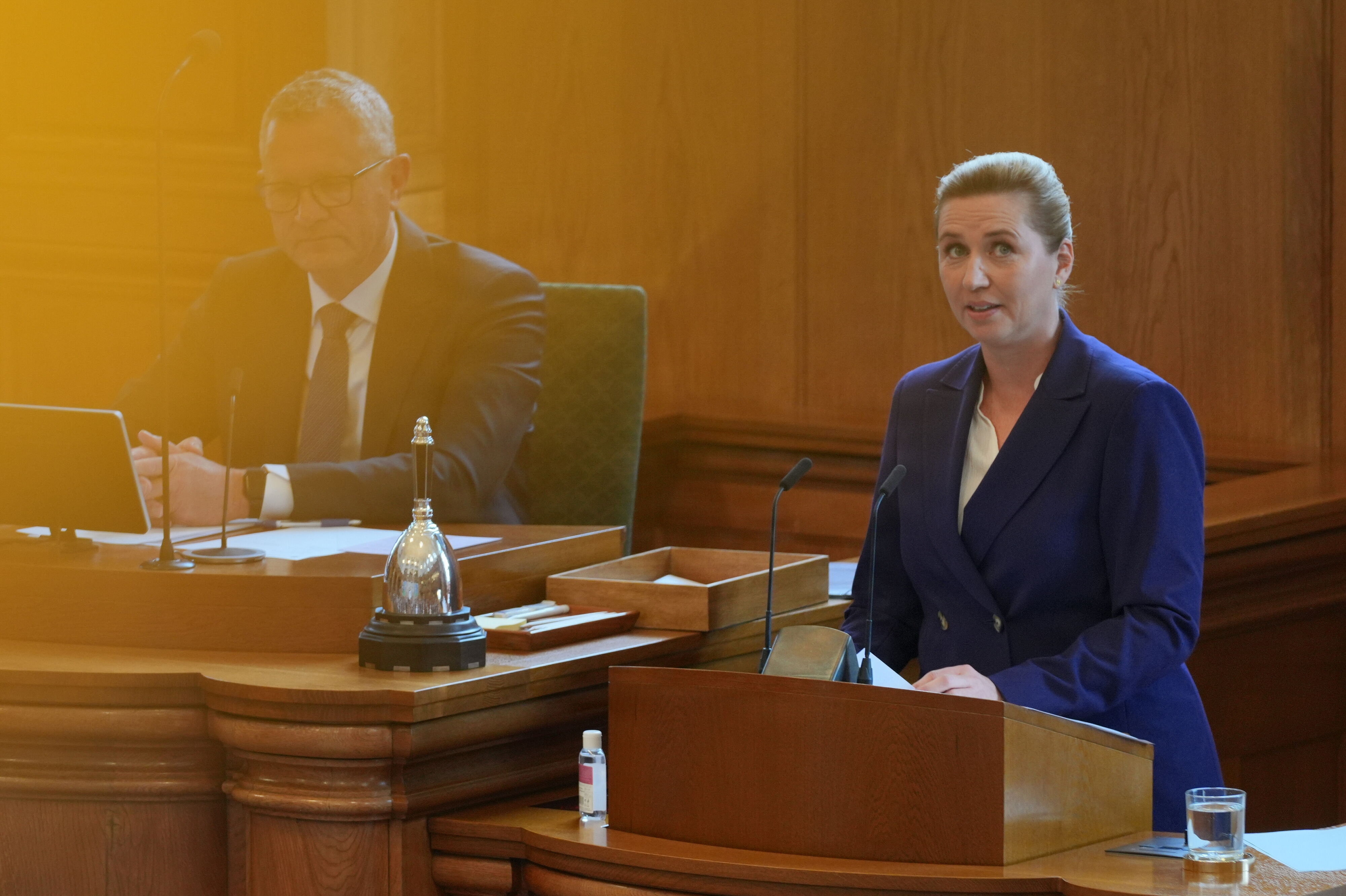 Statsminister Mette Frederiksen (S) holder åbningstale ved Folketingets åbning 6. oktober 2026. Samtidig udkommer regeringens lovprogram, der viser, hvordan lovgivningsarbejdet er planlagt i folketingsåret 2026-27.