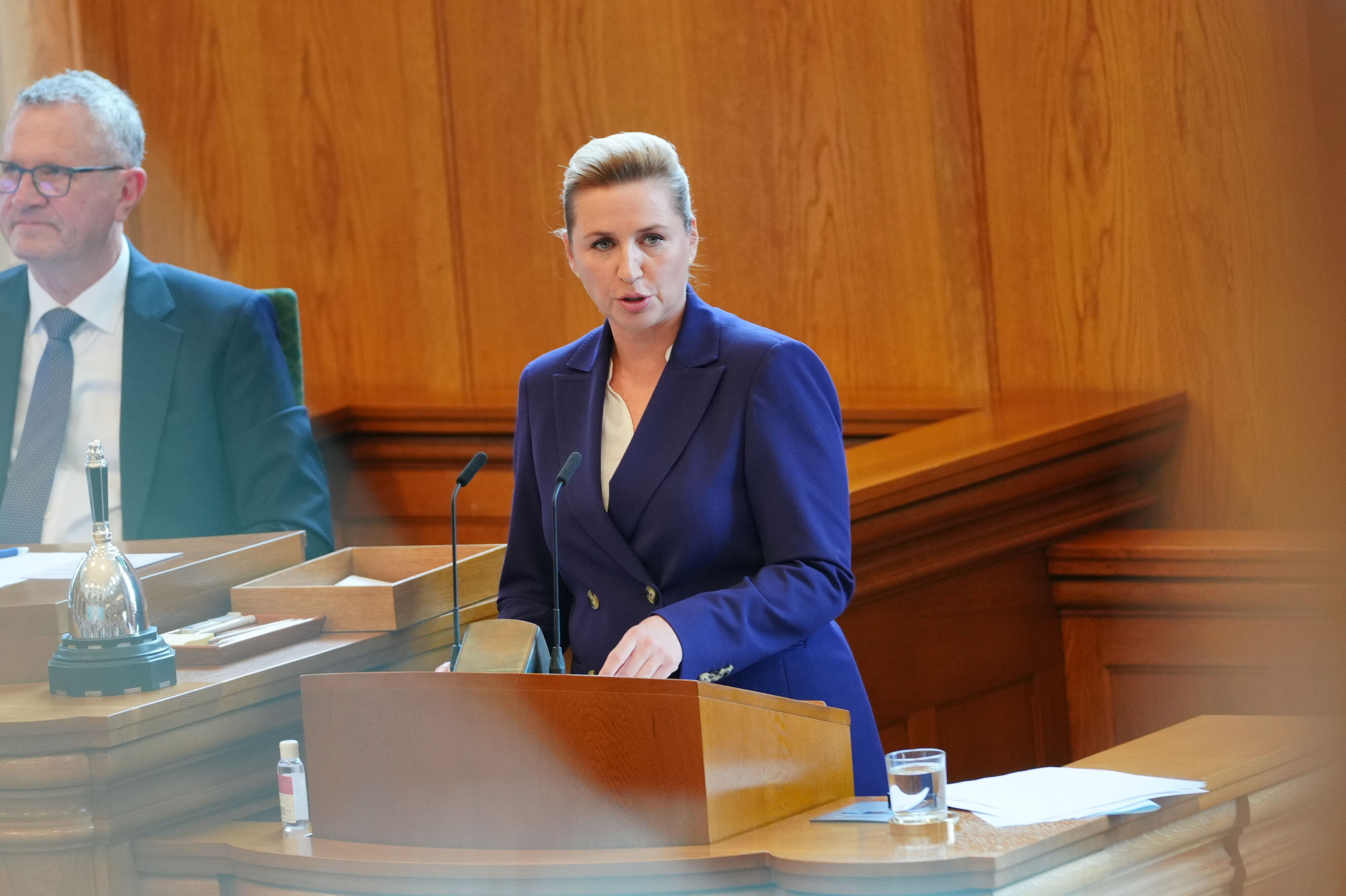 Statsminister Mette Frederiksen (S) holder tirsdag åbningstale ved Folketingets åbning i Folketingssalen på Christiansborg Slot i København.