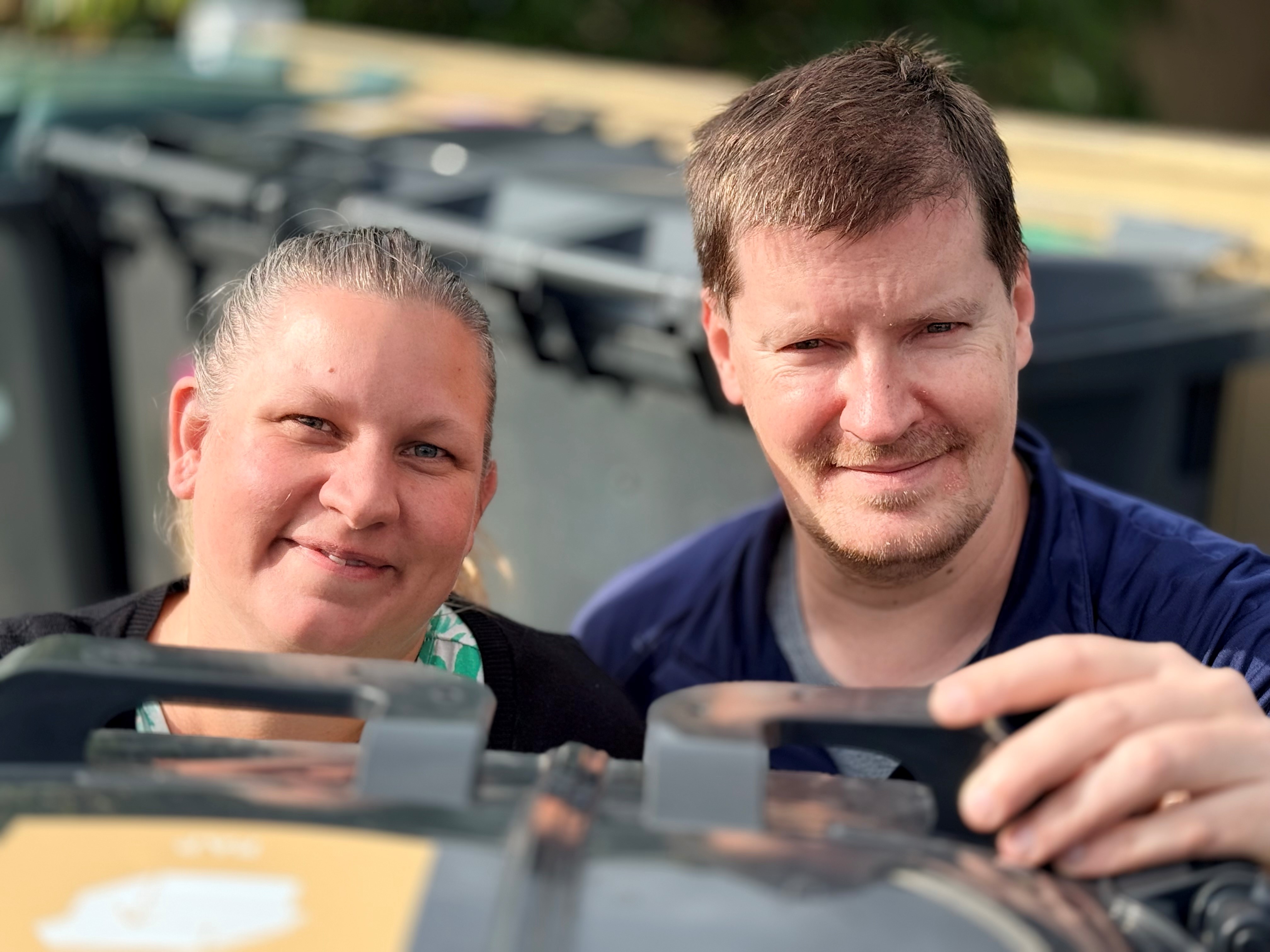 Cecilie og Allan Karle er rystede over, at der slet ikke er lydhørhed over for deres behov for at komme af med deres affald.