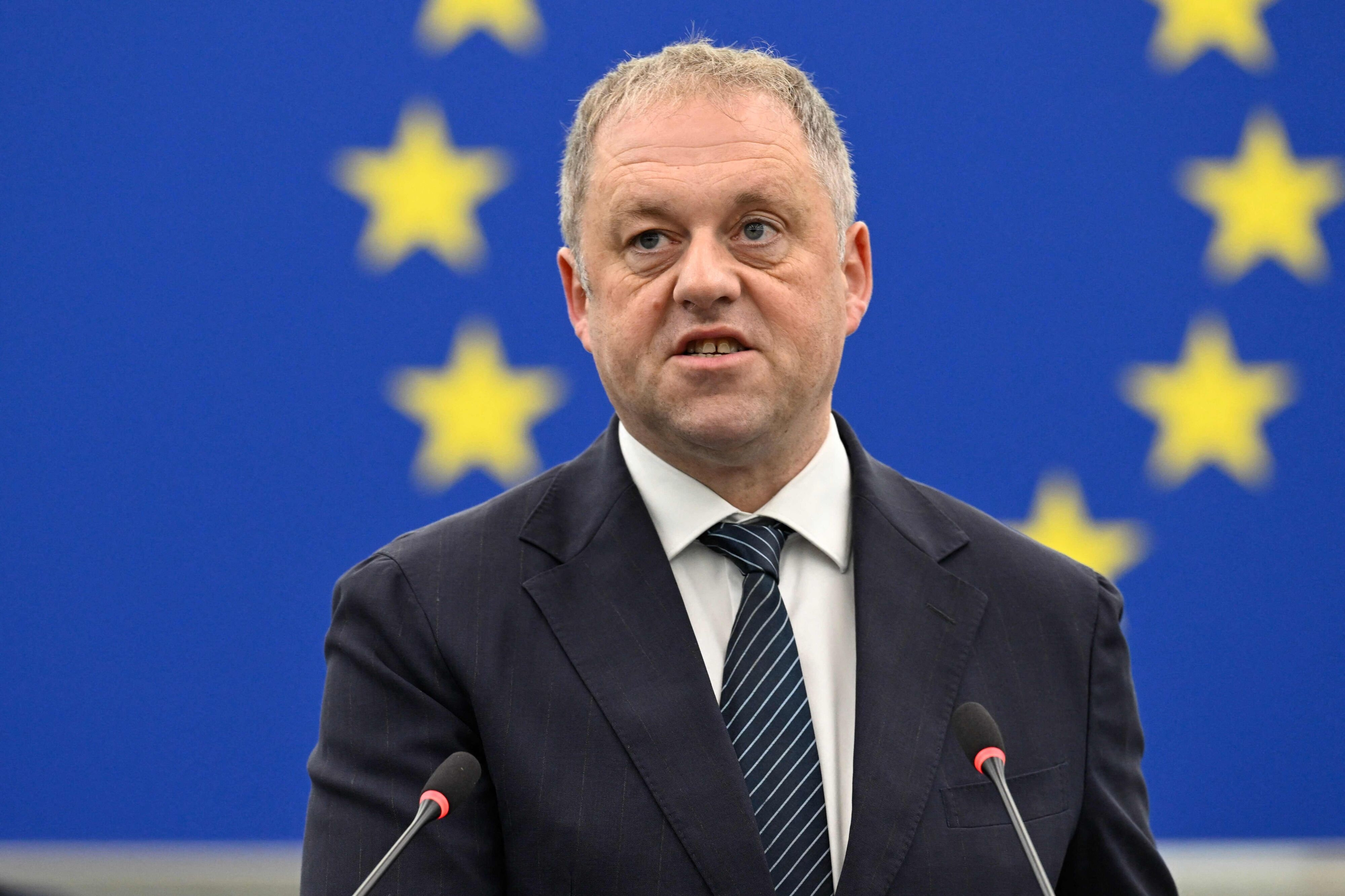 Irlands europaminister, Thomas Byrne, vil sende et revideret udkast til det næste EU-budget til EU-landene på lørdag. Det sker forud for, at EU-landens stats- og regeringschefer skal diskutere budgettet på næste uges EU-topmøde i Bruxelles.