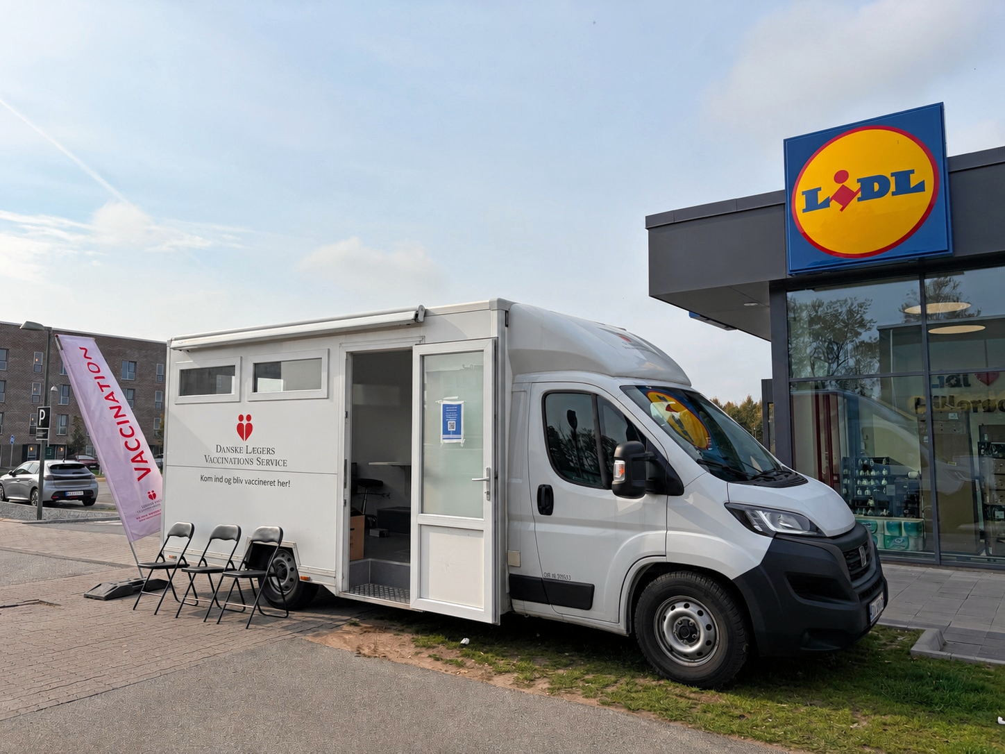 Onsdag den 14. oktober kan du blive vaccineret mod influenza uden tidsbestilling foran Lidl i Frederiksværk