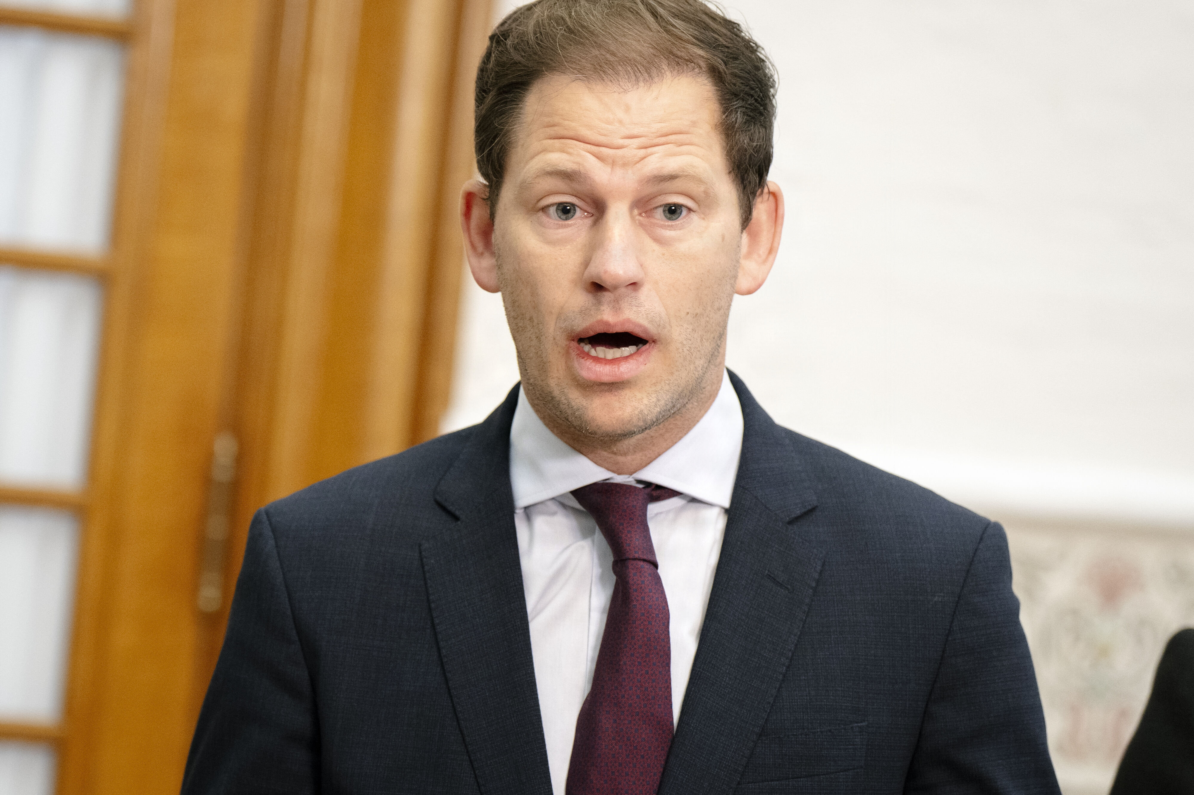 Regionerne overtager en venteliste på over 5.000 unge og kan ikke sikre, at alle kan komme i behandling for let til moderat angst og depression inden for 30 dage. Sådan lyder det fra formand for Danske Regioner Mads Duedahl (V). (Arkivfoto).