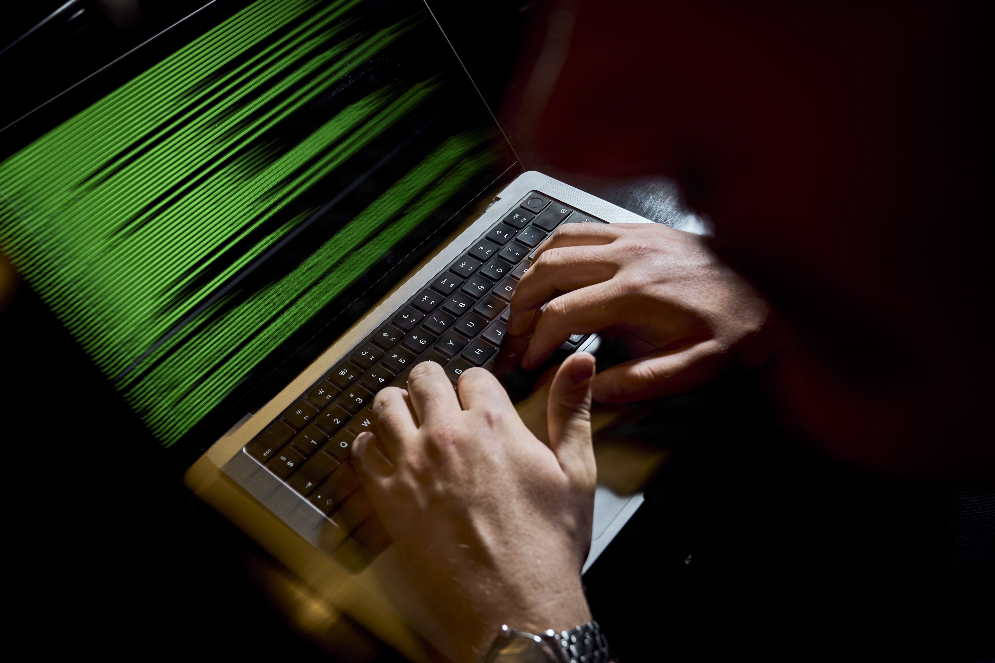 Med et simpelt password og to hjemmestrikkede programmer lykkedes det angiveligt for en hacker at skaffe sig adgang til 8,8 millioner CPR-numre. (Arkivfoto).