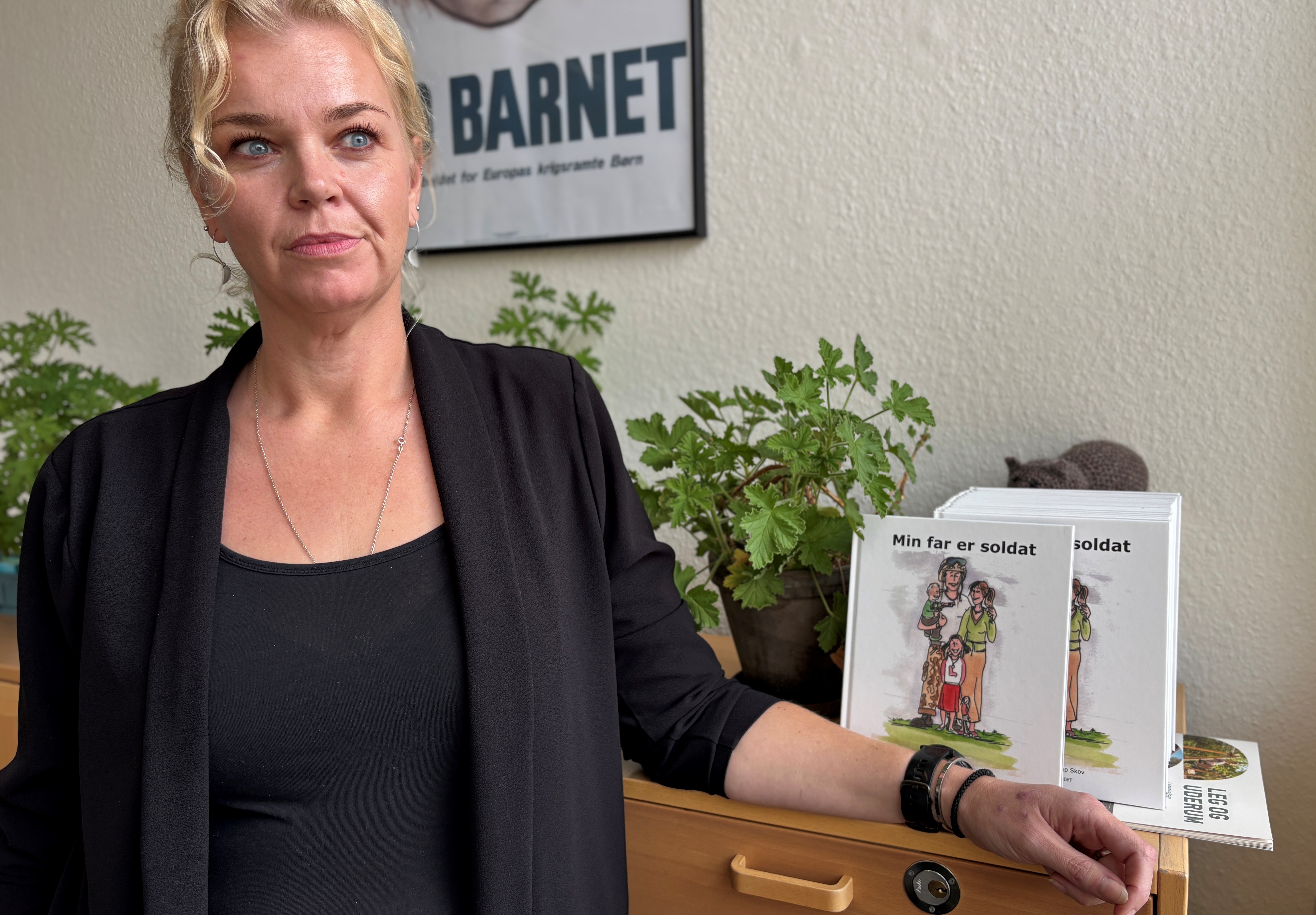 Ulla Feldthaus har kunnet bruge sine egne erfaringer som mor til en udsendt soldat i sit arbejde på St. Merløse Skole.