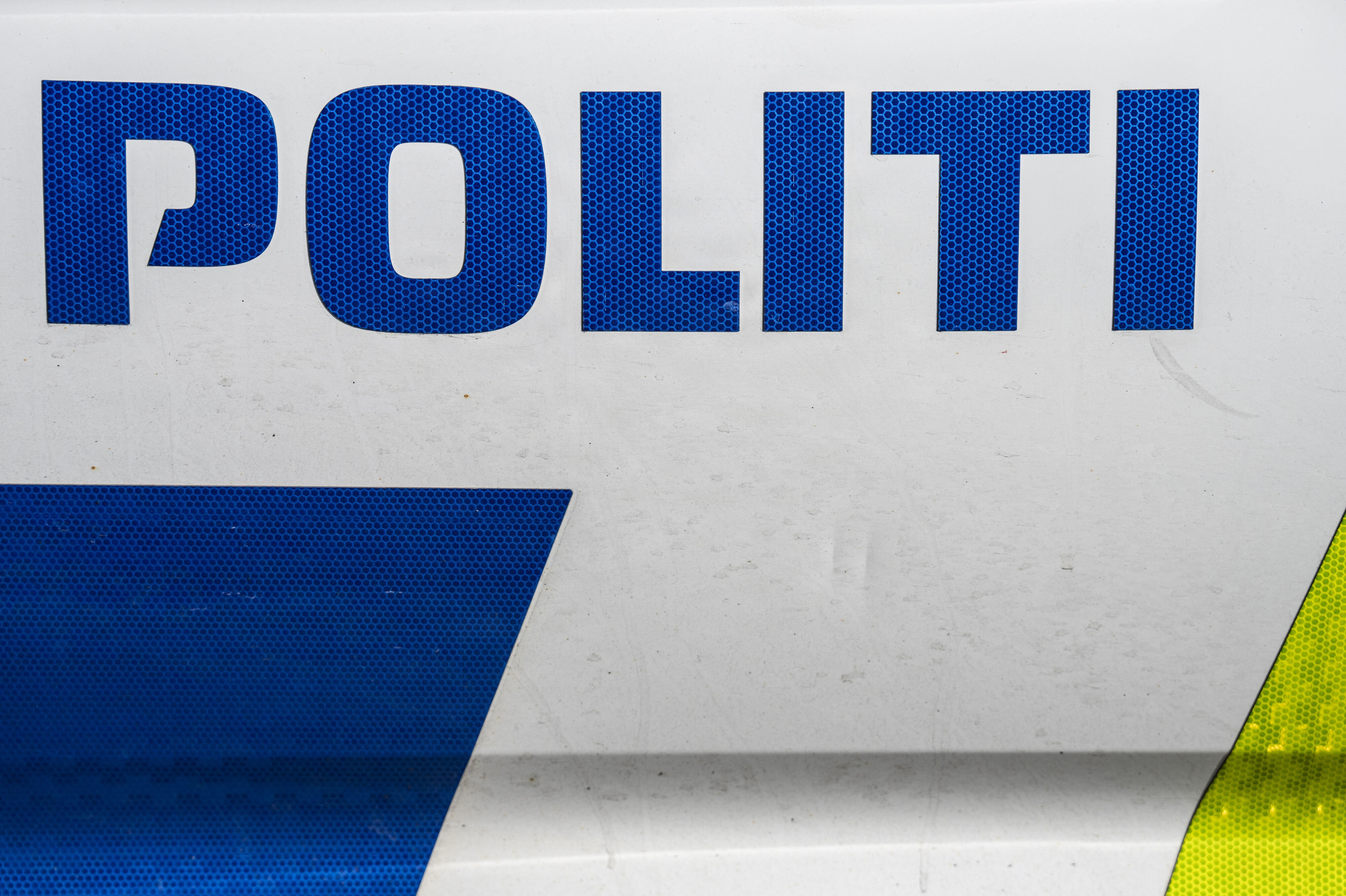 Politiet har anholdt en 17-årig mistænkt i en sag om grov vold i Taastrup fra sidste år med syv på anklagebænken. Det er uvist, hvordan politiet kom på sporet af drengen. (Arkivfoto).