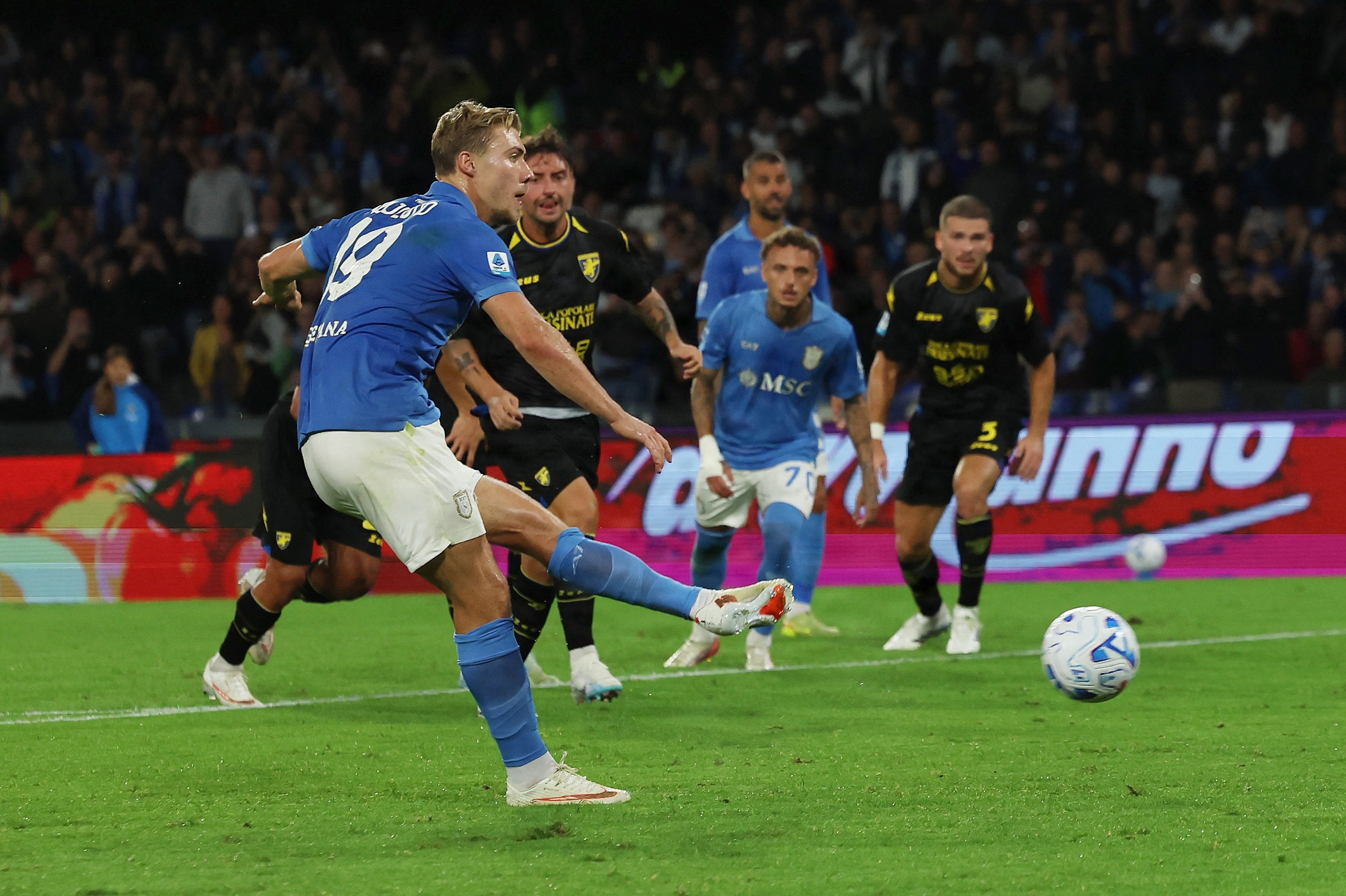 Rasmus Højlund missede sit forsøg fra 11-meterpletten.