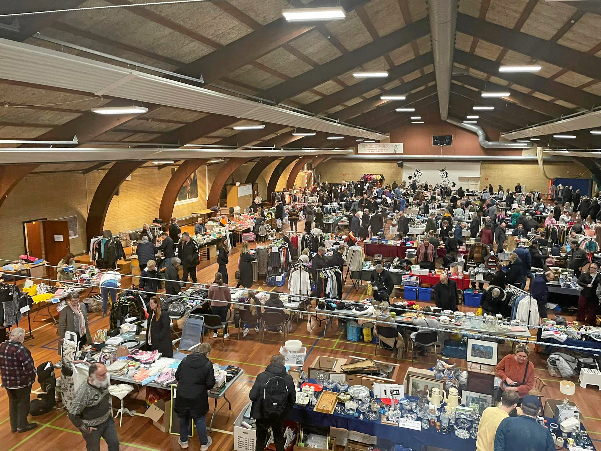 Knabstrup Hallen er klar til årets loppetorv 1. november.