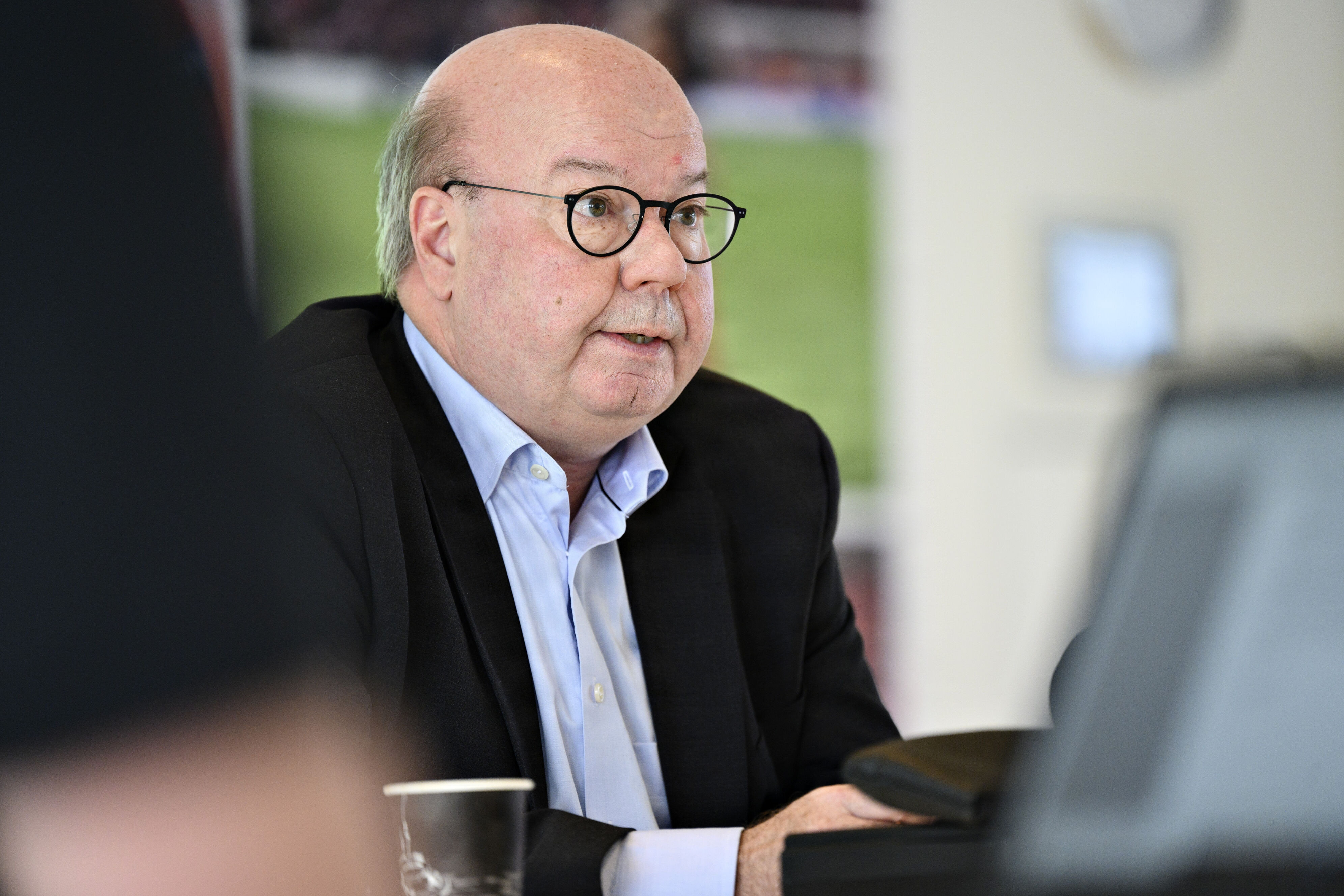 DBU-formand Jesper Møller efterlyser stadig centrale spørgsmål efter Fifa-præsident Gianni Infantinos seneste undskyldning. (Arkivfoto).