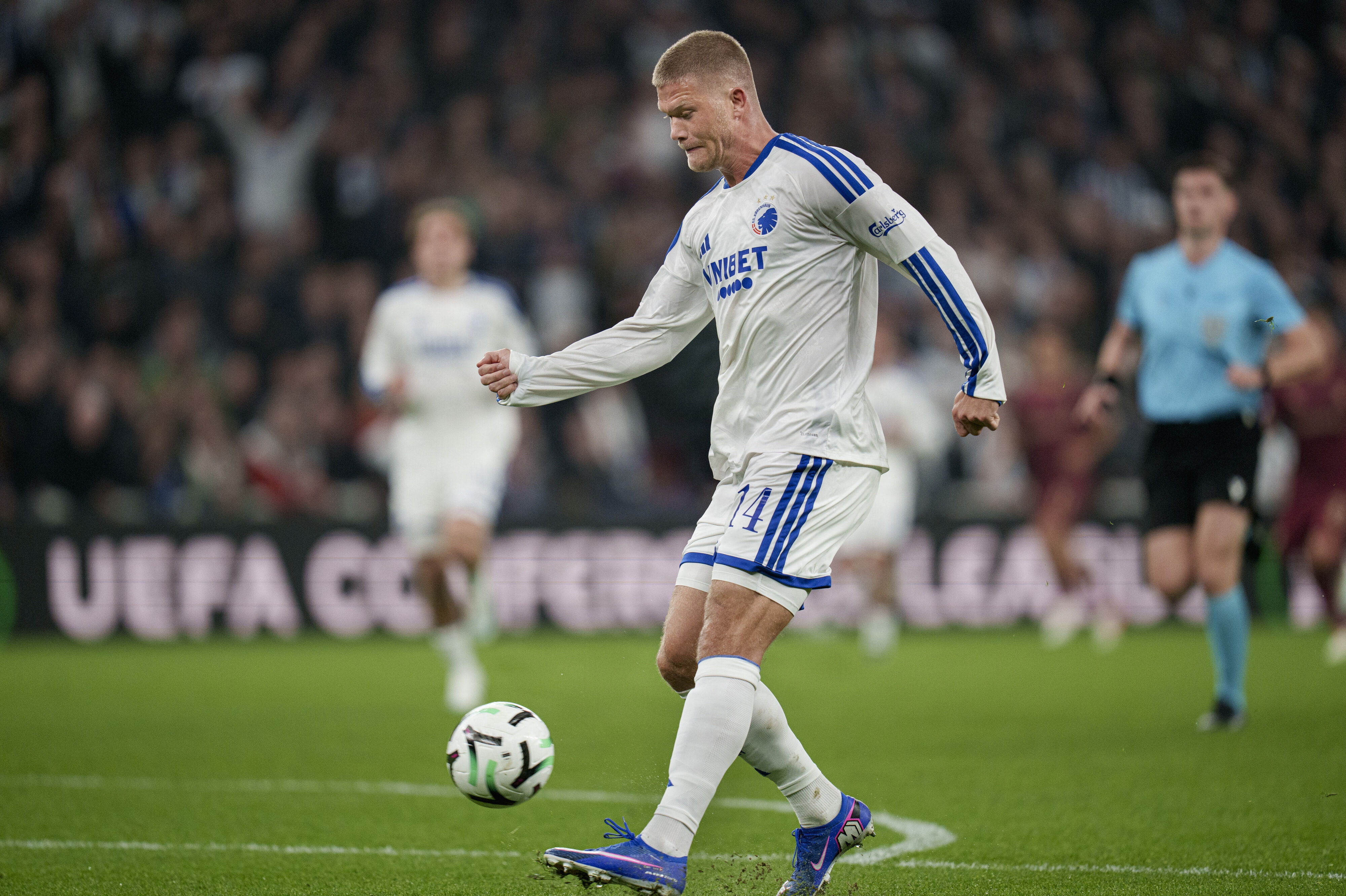 Andreas Cornelius udtalte sig kritisk om dommeren efter kampen mod FC Midtjylland tidligere i oktober. (Arkivfoto).